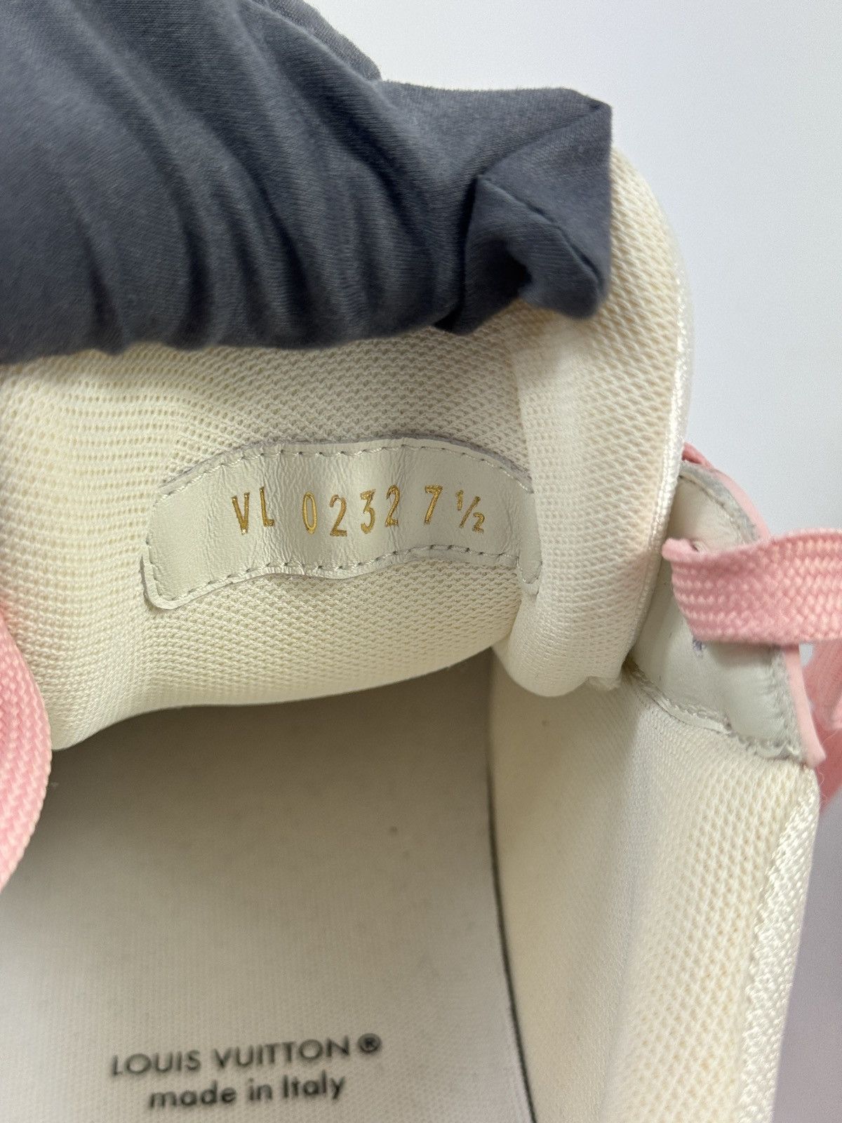 Louis Vuitton CLASSIC MONOGRAM SNEAKERS Size US 9.5 / EU 42-43 - 9 Thumbnail