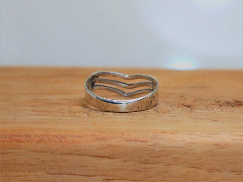 Handmade V Shape Ring, 925 Sterling Silver Band, Triple Chevron Ring, Size ONE SIZE - 5 Thumbnail
