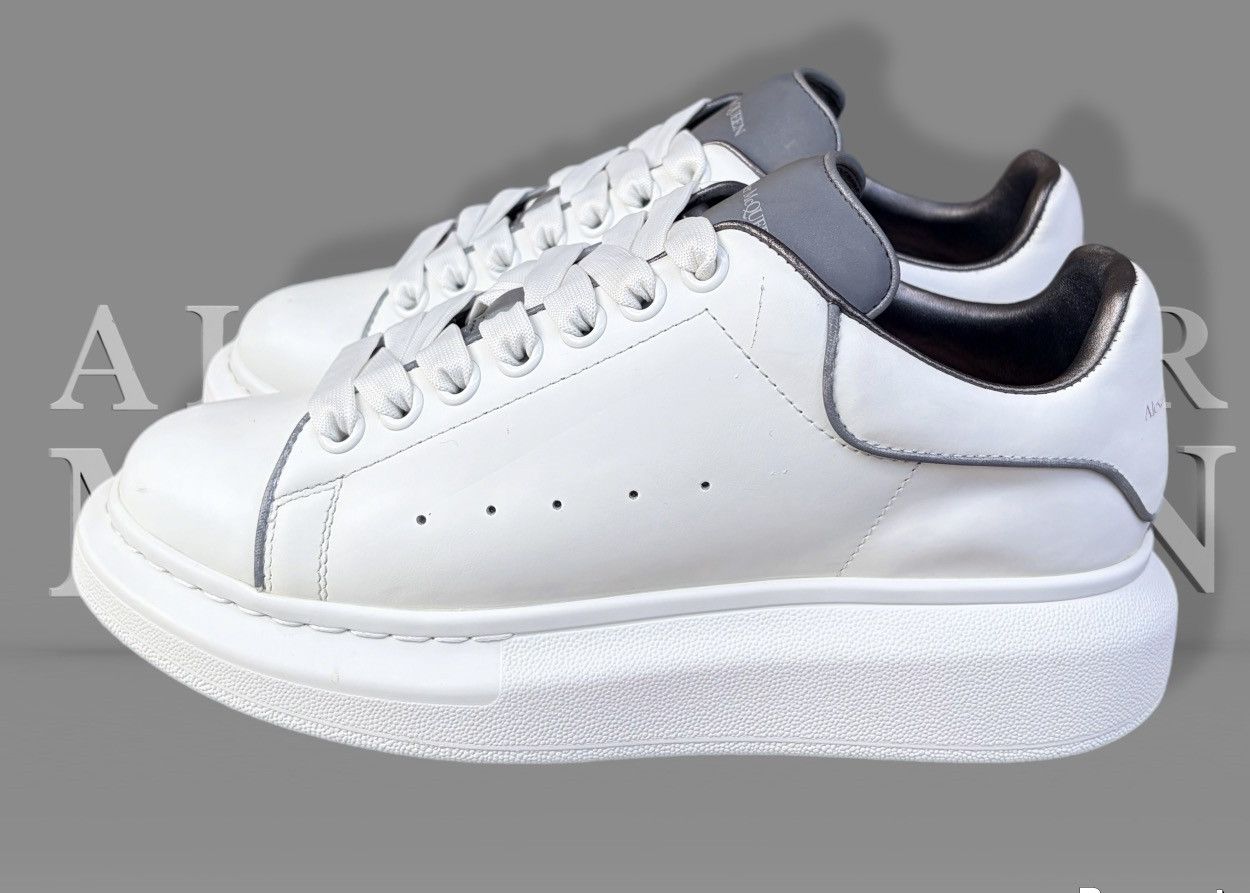Alexander McQueen Alexander McQueen Oversized White Leather Sneakers Low Top Size US 9 / IT 39 - 2 Thumbnail