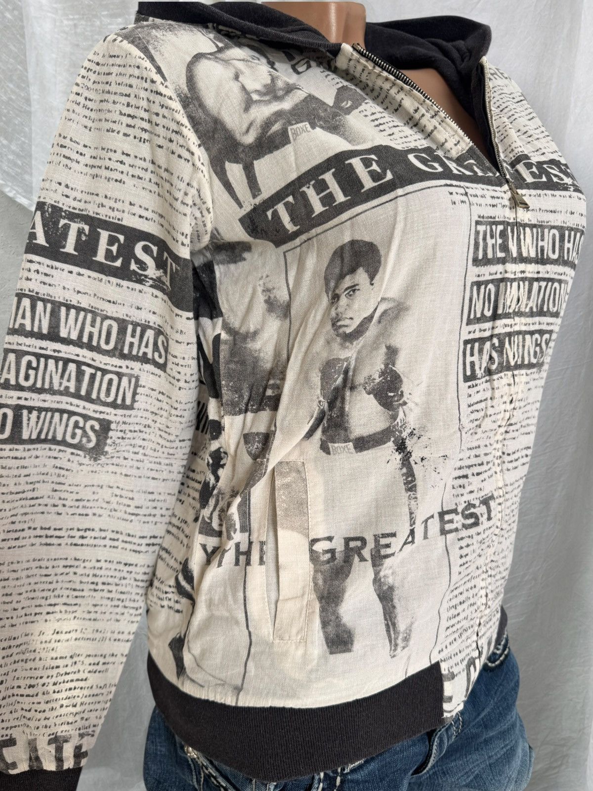 Dolce & Gabbana D&G Dolce & Gabbana x Mohamed Ali Gazette Printed Zip Hoodie Size XS / US 0-2 / IT 36-38 - 4 Thumbnail
