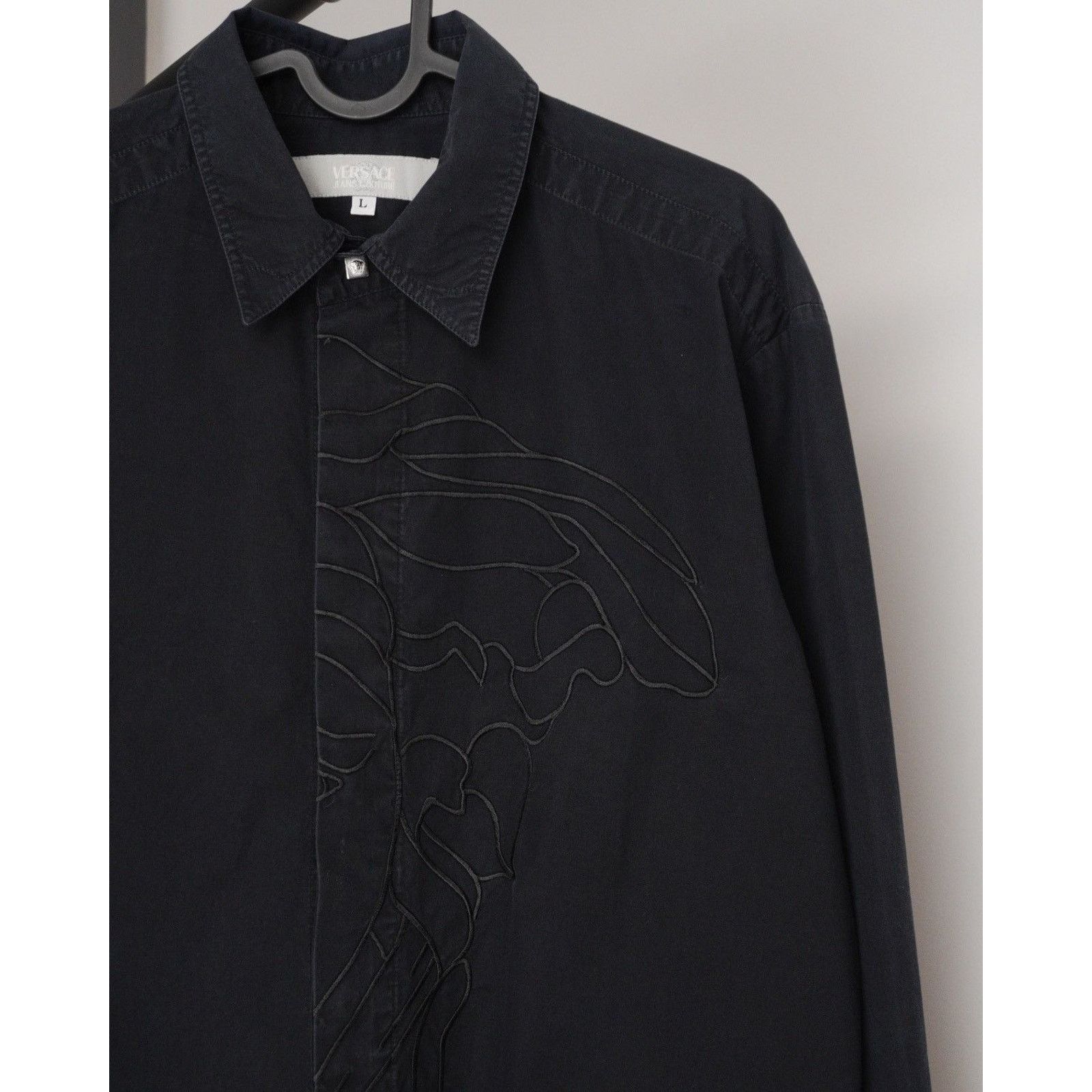 Versace Vintage versace classic medusa black shirt Size US L / EU 52-54 / 3 - 2 Thumbnail