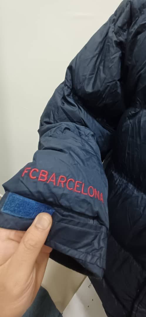 Nike Vintage NIKE T90 FC BARCELONA TRAINING PUFFER JACKET Size US M / EU 48-50 / 2 - 5 Thumbnail