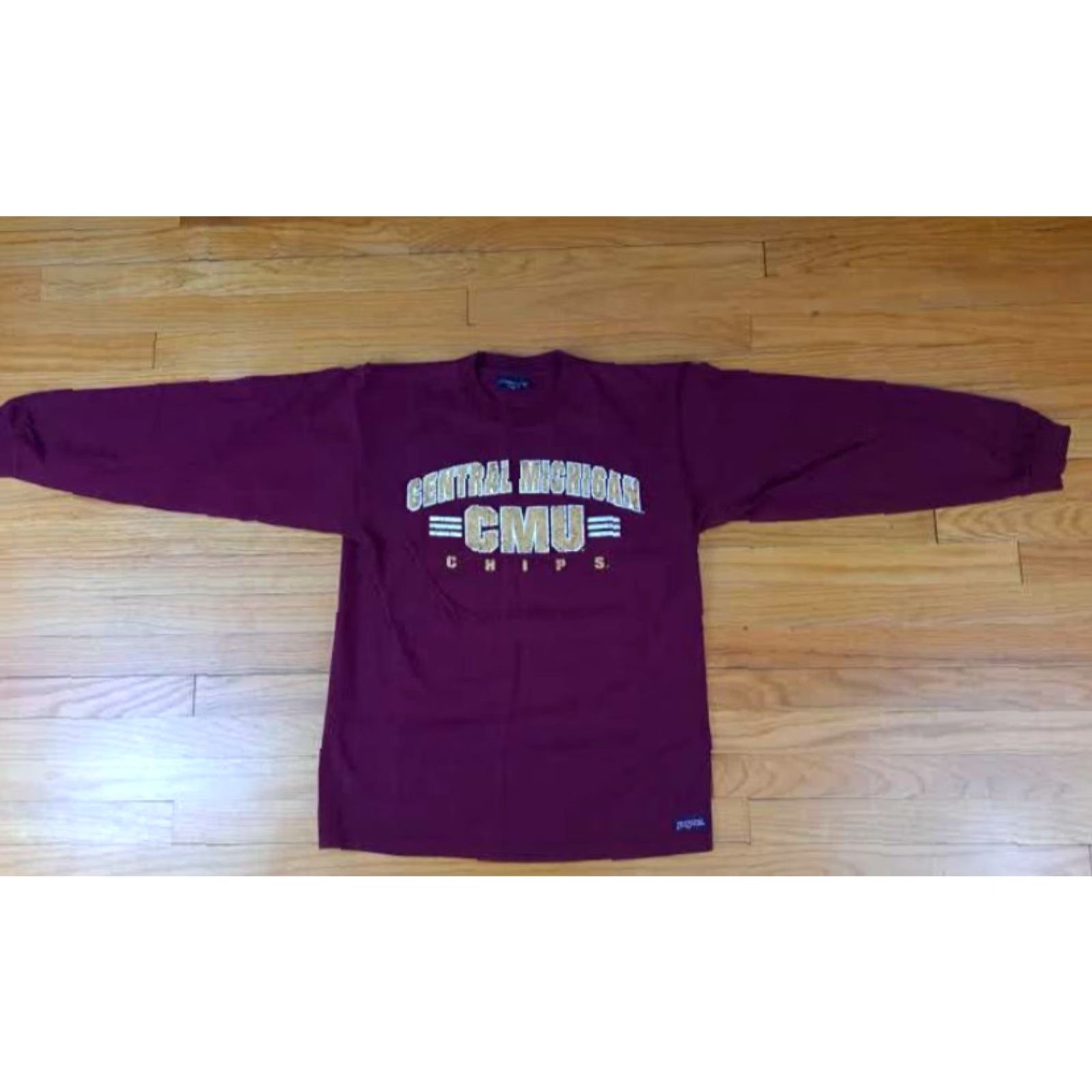 Jansport VINTAGE Jansport Central Michigan Chippewas Long Sleeve T-Shirt USA Burgundy M Unisex Adults Medium Shirt Boys/Girls? Size US M / EU 48-50 / 2 - 2 Thumbnail