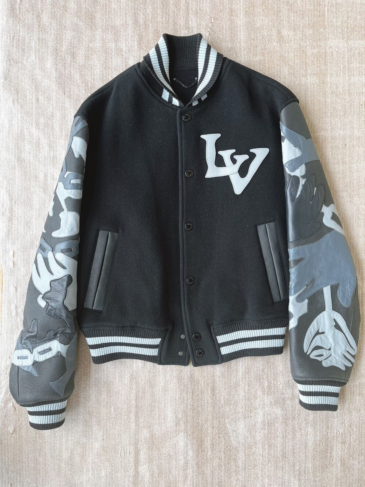 Louis Vuitton Luxury Louis Vuitton jacket Size US M / EU 48-50 / 2 - 8 Thumbnail