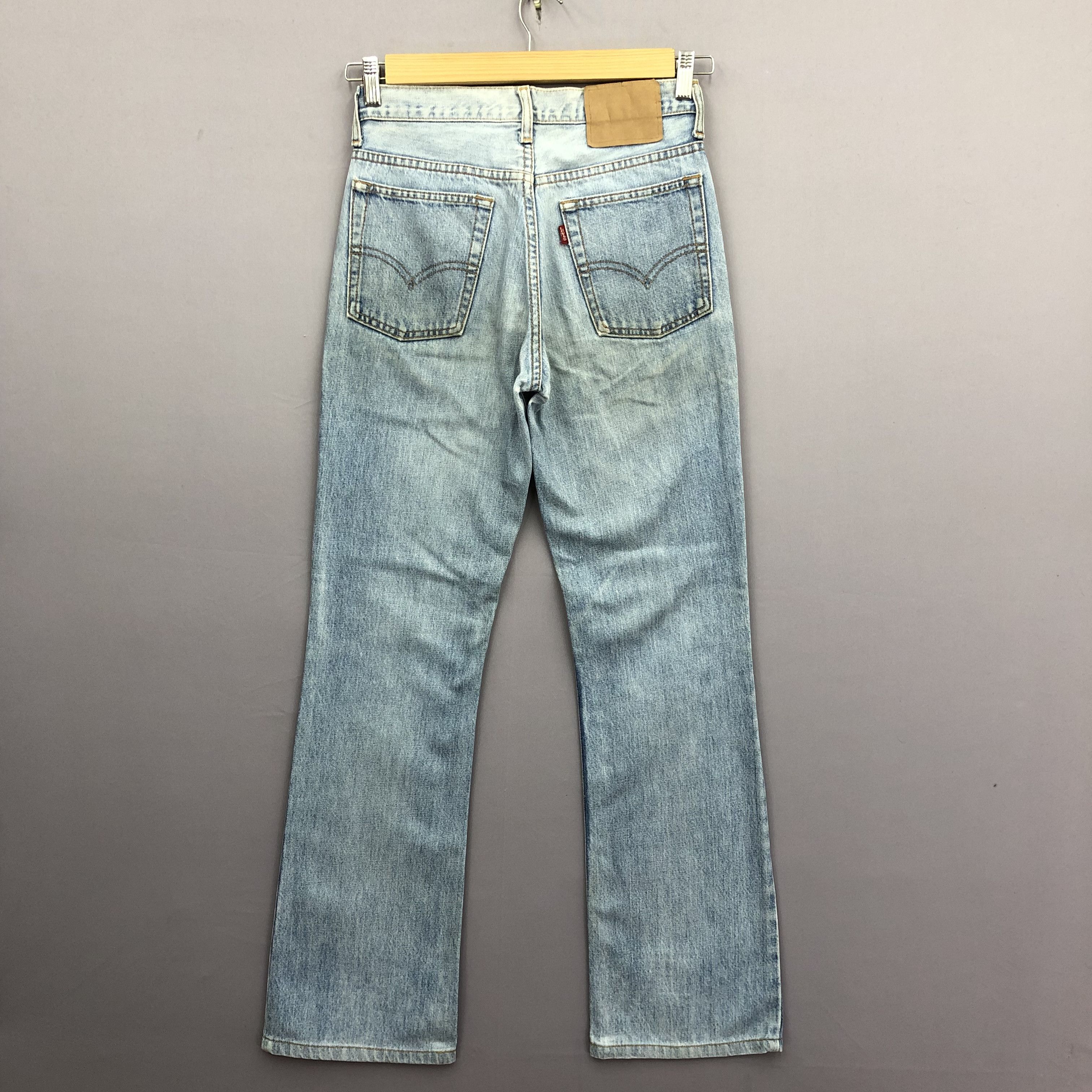 Levi's Vintage Levi's Sun Faded Flare Jeans Levis Light Wash Denim Size 28" / US 6 / IT 42 - 2 Thumbnail