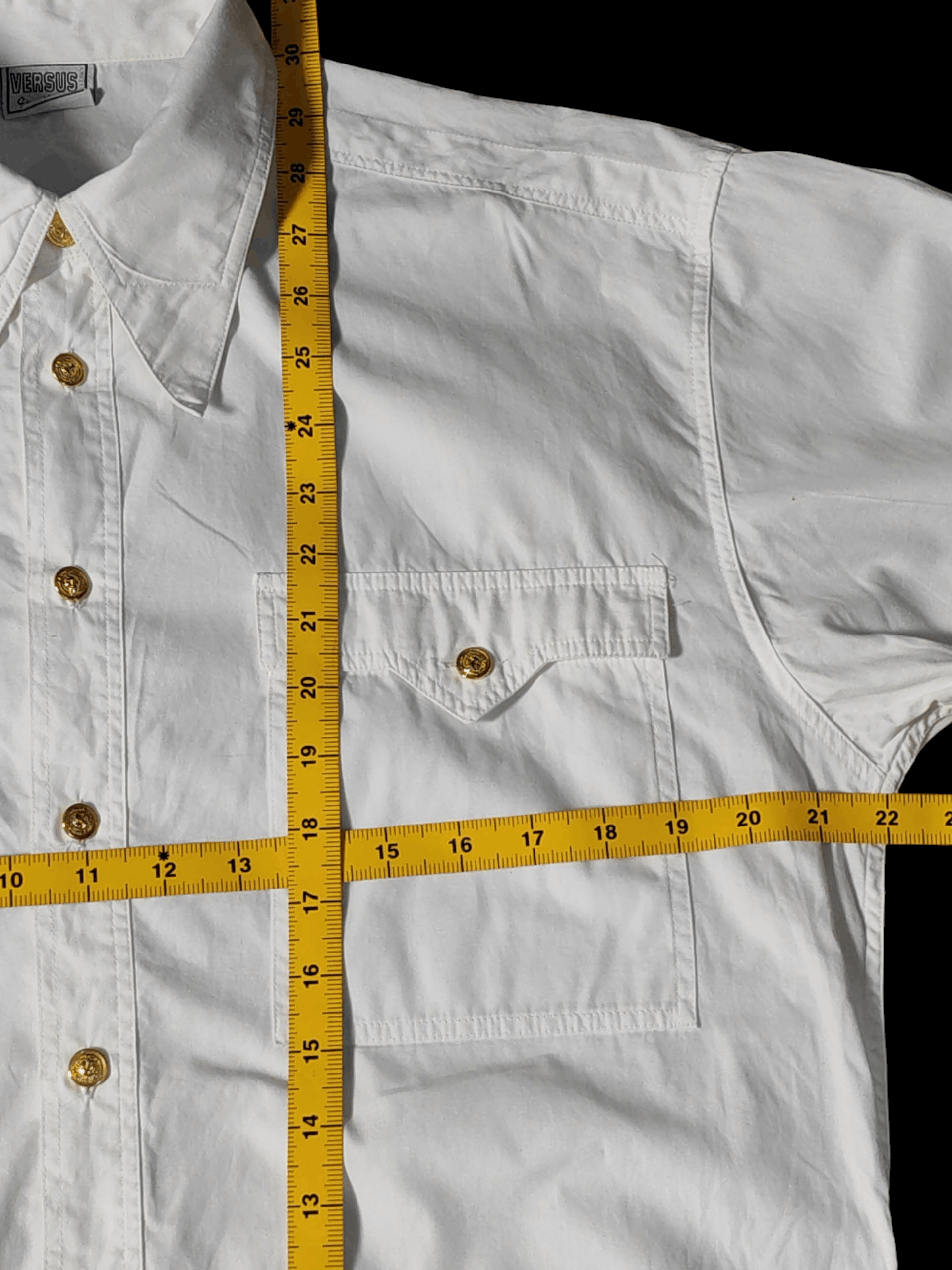 Versus Versace Versus Versace 90s All Gold Lion Shirts Long Sleeves Italy Size US L / EU 52-54 / 3 - 12 Thumbnail