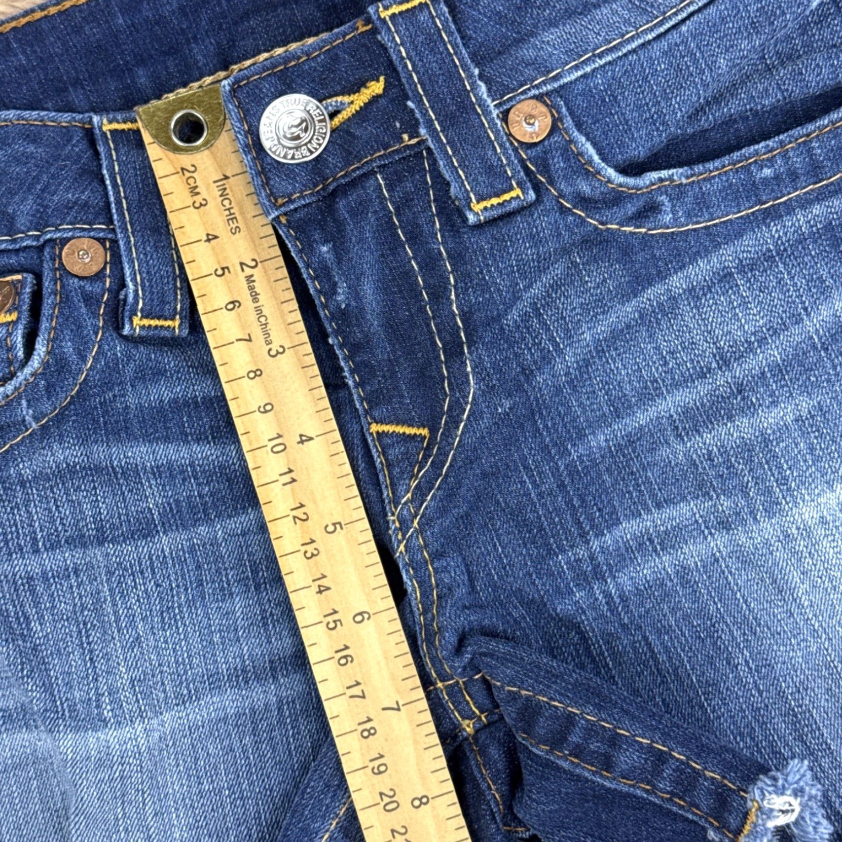 True Religion VINTAGE True Religion Jeans Shorts Blue Cut-Off Low Rise Denim 3 in Inseam Sz 28 Womens Size 29" - 7 Thumbnail
