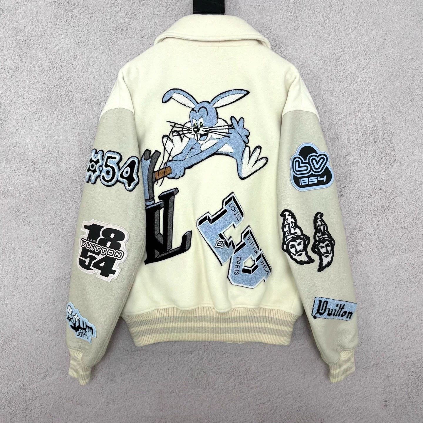 Louis Vuitton LV Bugs Bunny Baseball Jacket Size US M / EU 48-50 / 2 - 2 Thumbnail
