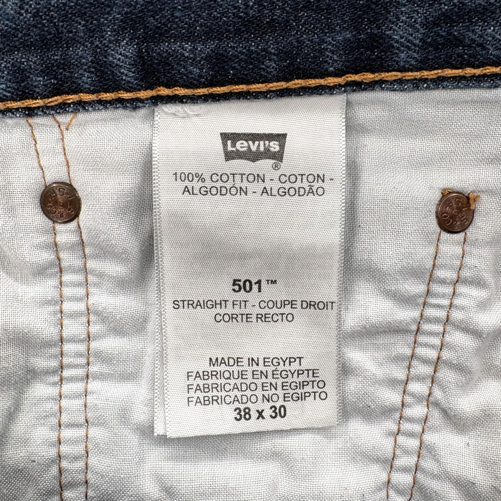Levi's VINTAGE Levi's 501 Jeans Mens 38x30 Straight Button Fly Blue Denim Grunge Y2K Size US 38 / EU 54 - 5 Thumbnail