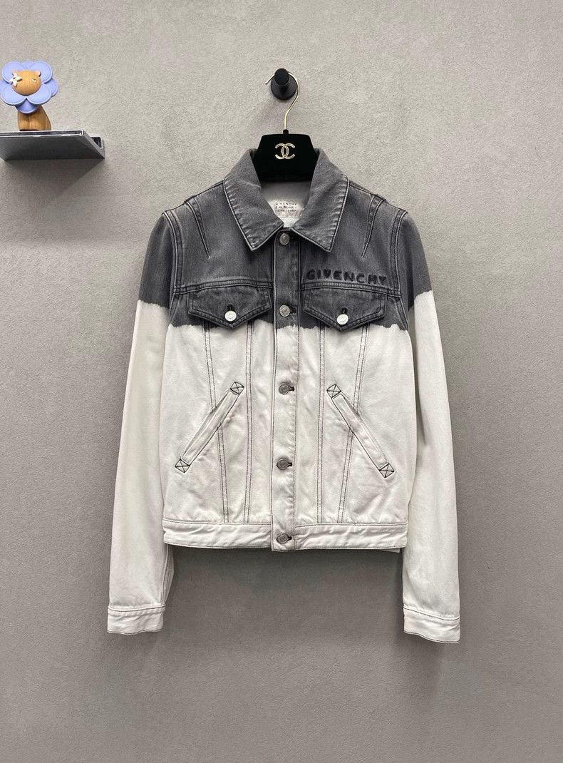Givenchy Givenchy Size34 White and gray denim jacket, size 34 (chest Size US M / EU 48-50 / 2 - 1 Thumbnail