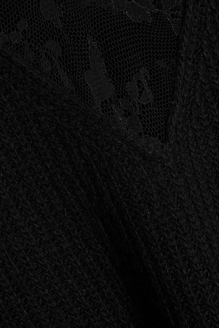 Valentino o1y0326 V-neck Sweater in Black Size L / US 10 / IT 46 - 4 Thumbnail