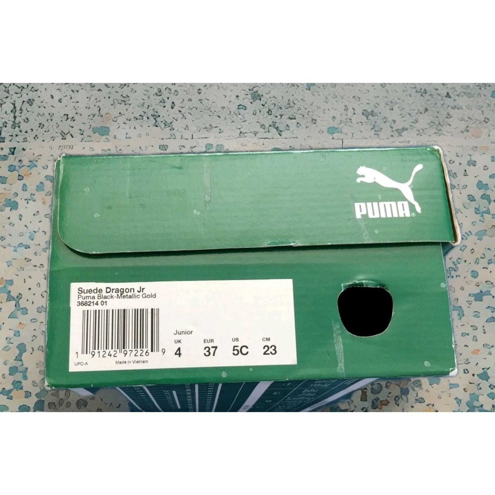 Puma NIB! Puma Suede Dragon Boys Size 5C Casual Shoes 368214-01 Size US 5 / EU 37 - 8 Thumbnail