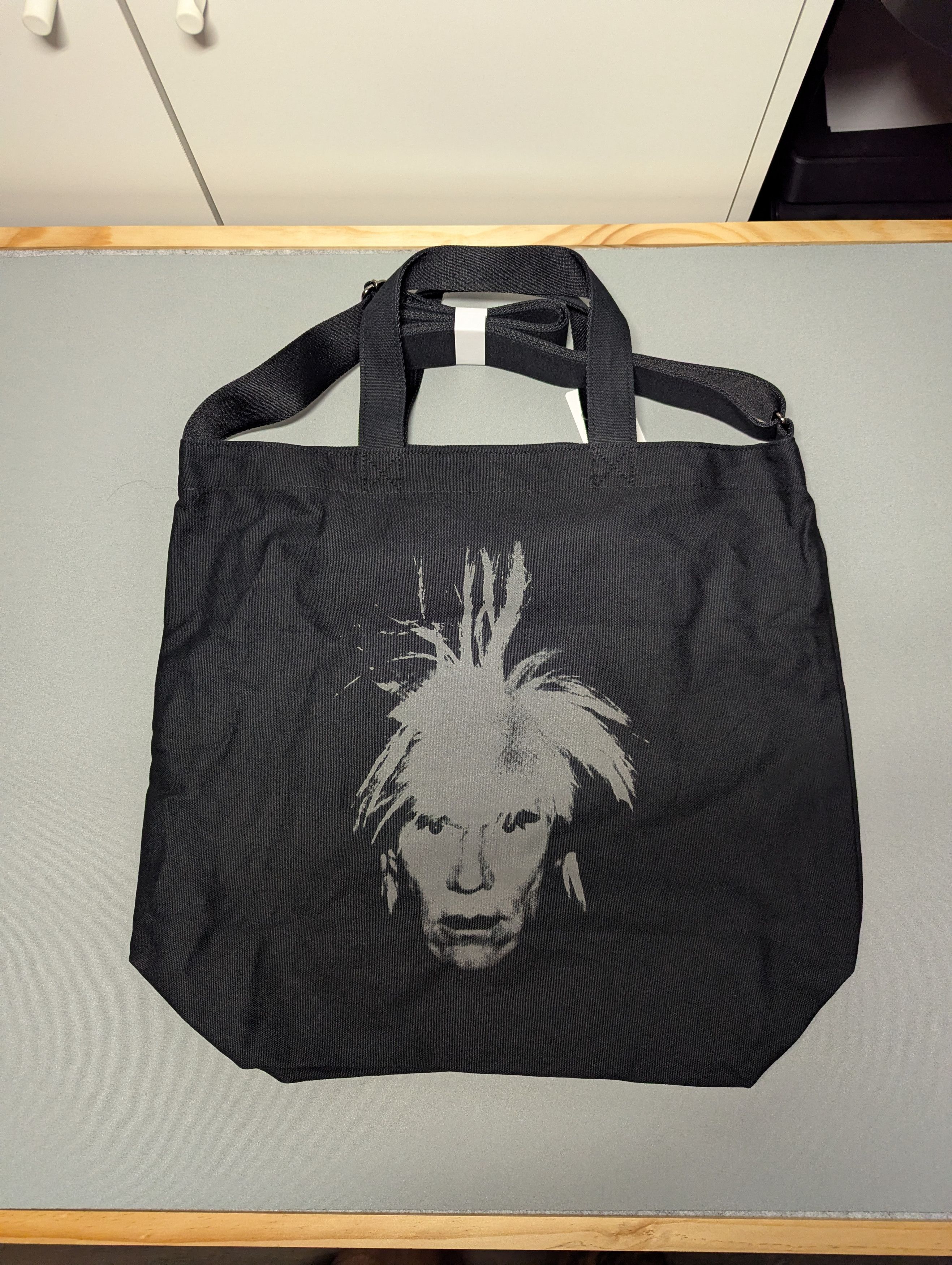 Andy Warhol × Kaws × Uniqlo BNWT RARE KAWS + WARHOL x UNIQLO 2WAY Newspaper Bag Black Size ONE SIZE - 4 Thumbnail