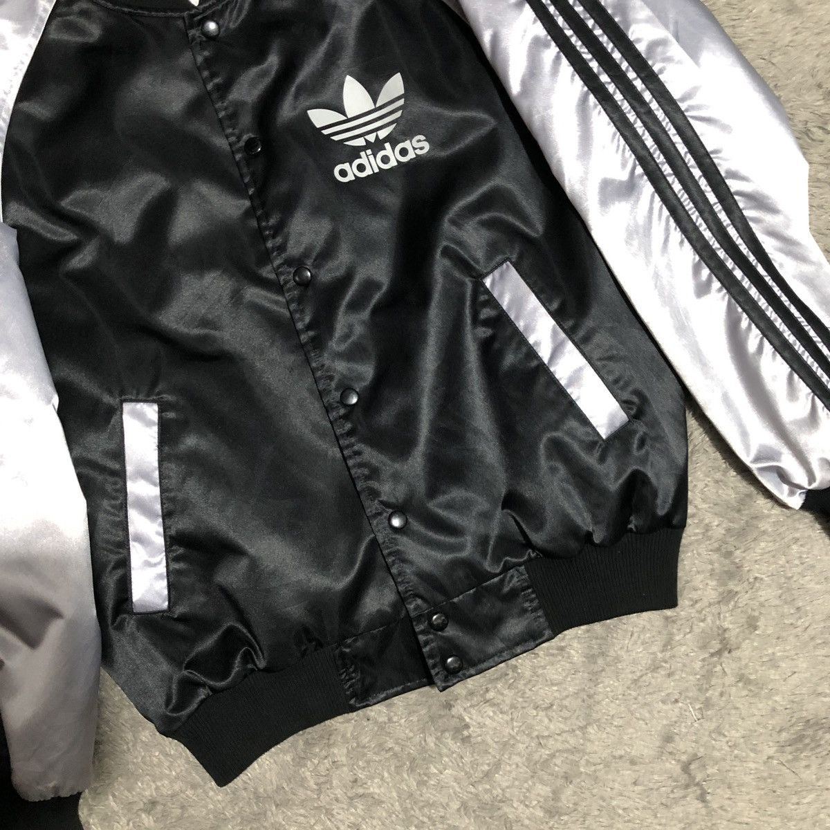 Adidas × Vintage VTG 90’ ADIDAS BOMBER JACKET Size US L / EU 52-54 / 3 - 11 Thumbnail