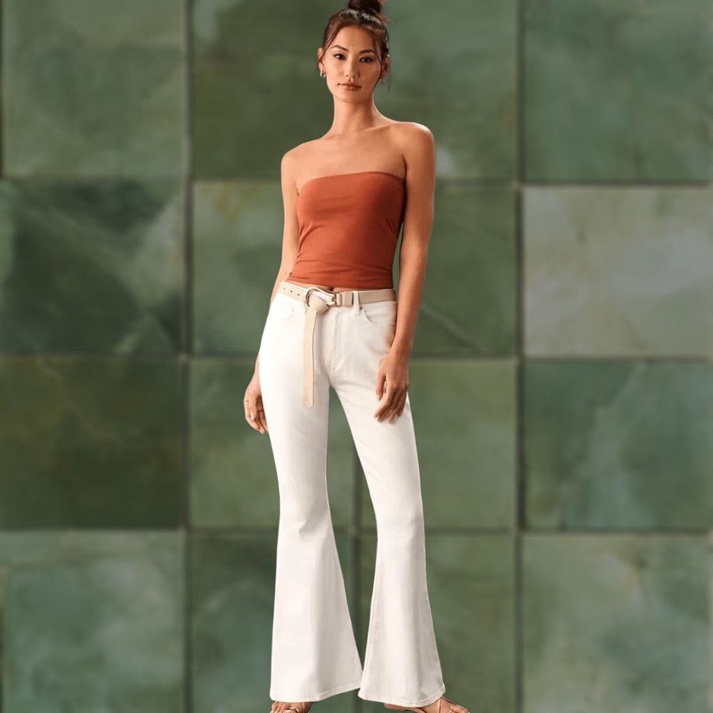 Vintage HUDSON Jeans Holly High Rise Flare White Denim Jeans White Horse 27 Womens Jeans Size 27" / US 4 / IT 40 - 1 Thumbnail