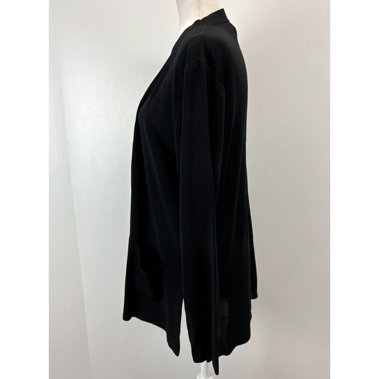 Vintage VINTAGE Women's Exclusively Misook Knit Cardigan L Black Open Front Pockets Basic Cardigan Womens L Black Open Front Pockets Size L / US 10 / IT 46 - 2 Thumbnail