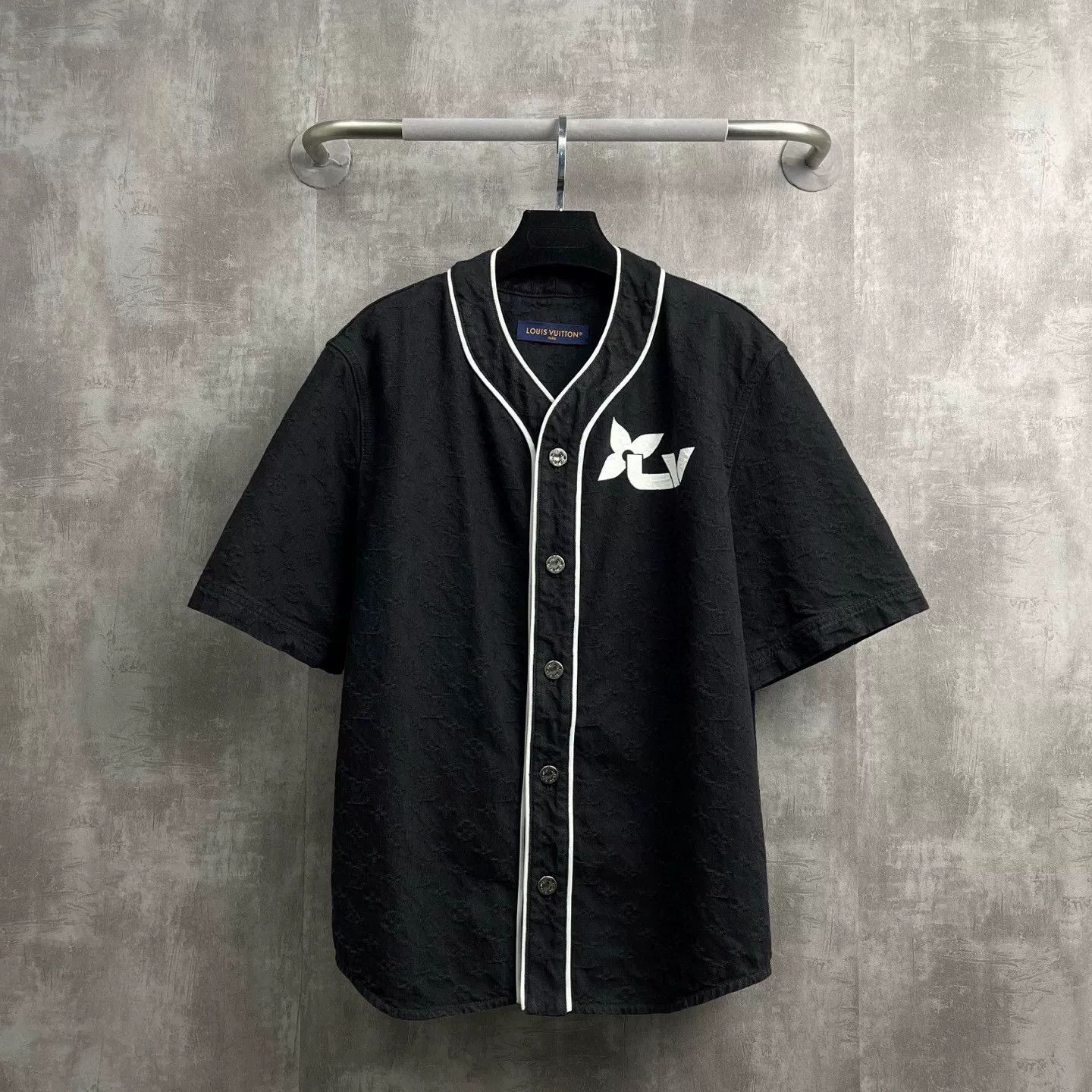 Louis Vuitton Louis Vuitton Black Denim Short Sleeve Shirt Size US S / EU 44-46 / 1 - 1 Thumbnail