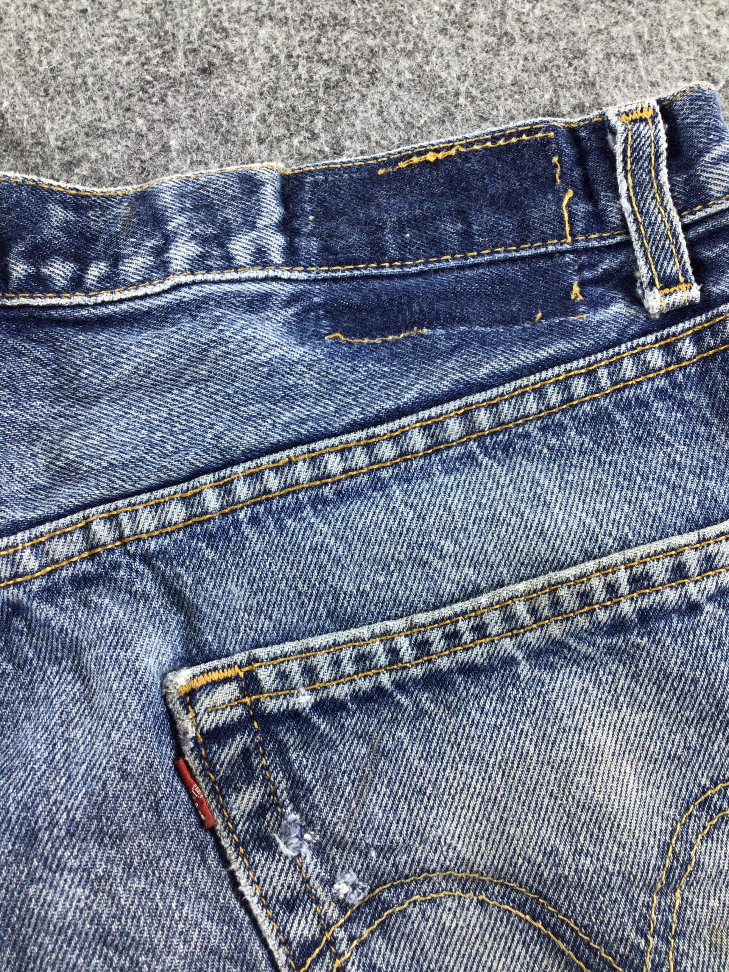 Levi's Faded Blue Vintage Levis 505 Jeans Distressed Denim -J469 Size US 36 / EU 52 - 5 Thumbnail