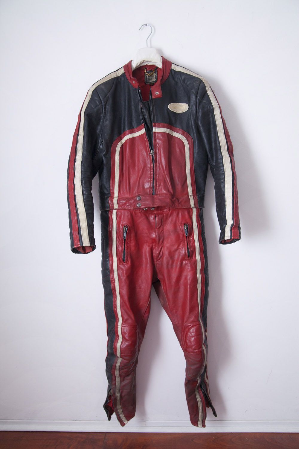 Vintage Vintage leather riding suit Size US S / EU 44-46 / 1 - 1 Thumbnail