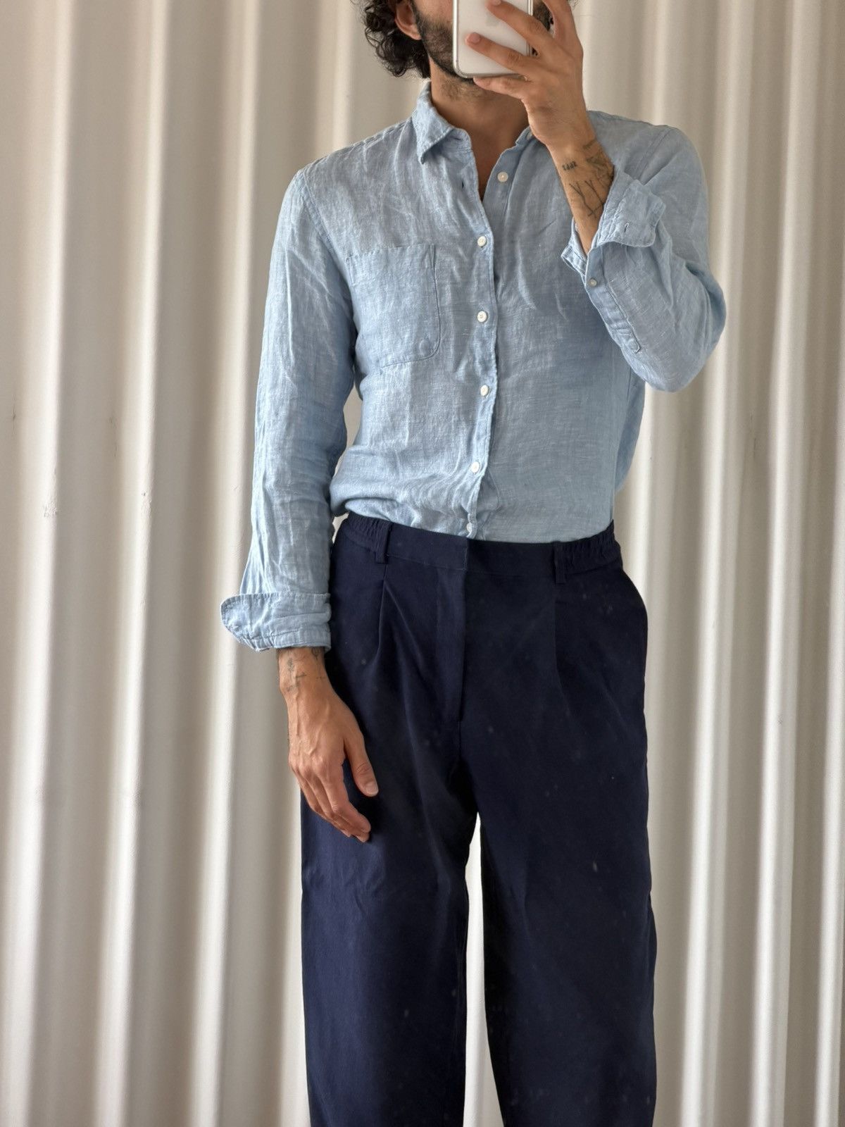 Uniqlo Uniqlo Light Blue Linen Shirt Slim Fit Size US S / EU 44-46 / 1 - 1 Thumbnail