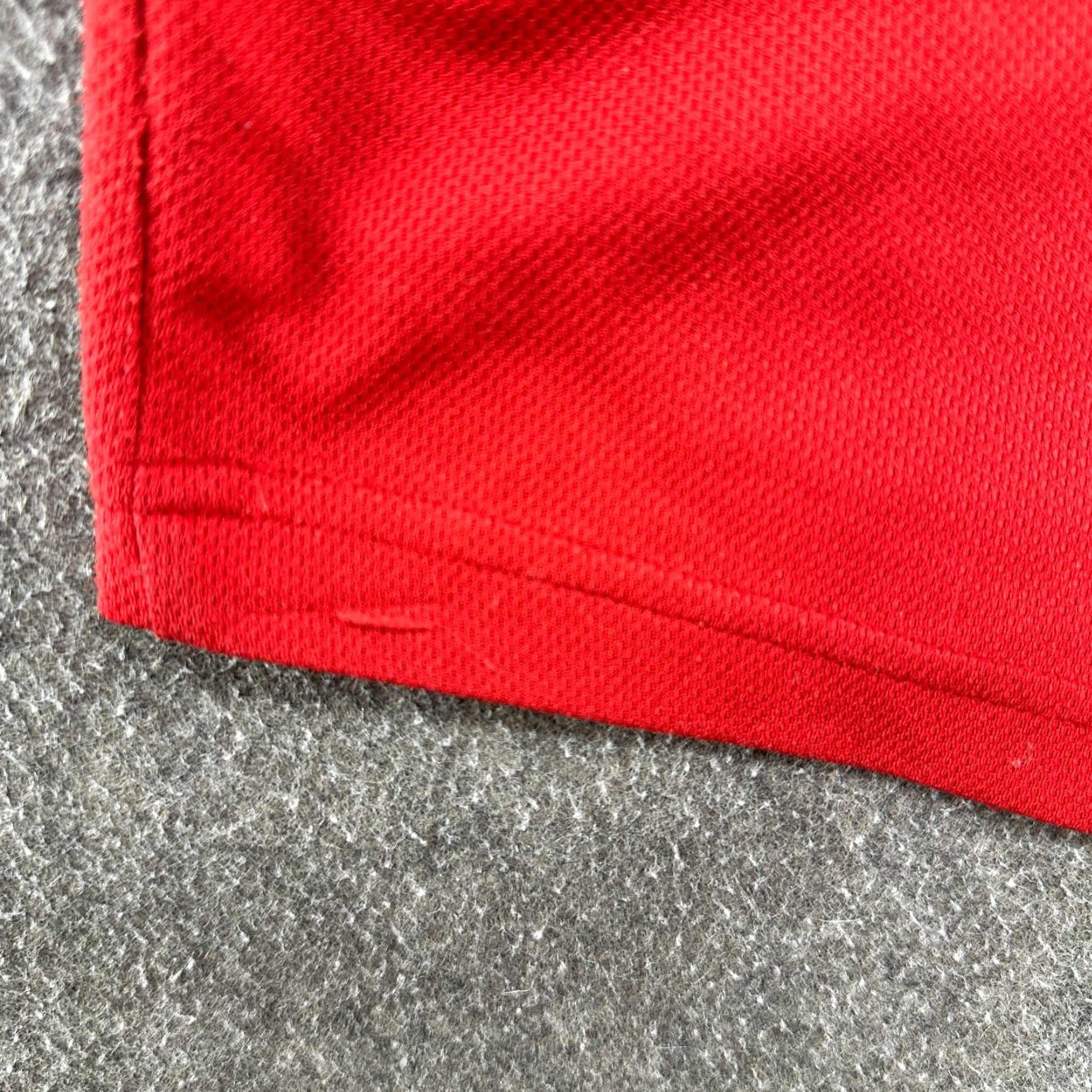 Aerosmith **VINTAGE Aerosmith Red Men Long Sleeve Spellout Jersey 90s** User: VINTAGE Aerosmith Red Men Long Sleeve Spellout Jersey 90s Size US L / EU 52-54 / 3 - 7 Thumbnail