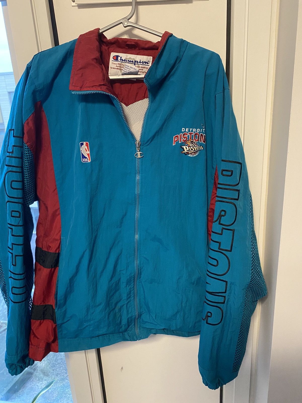 Champion × NBA Champion NBA Detroit Pistons Jacket Size US XL / EU 56 / 4 - 1 Thumbnail