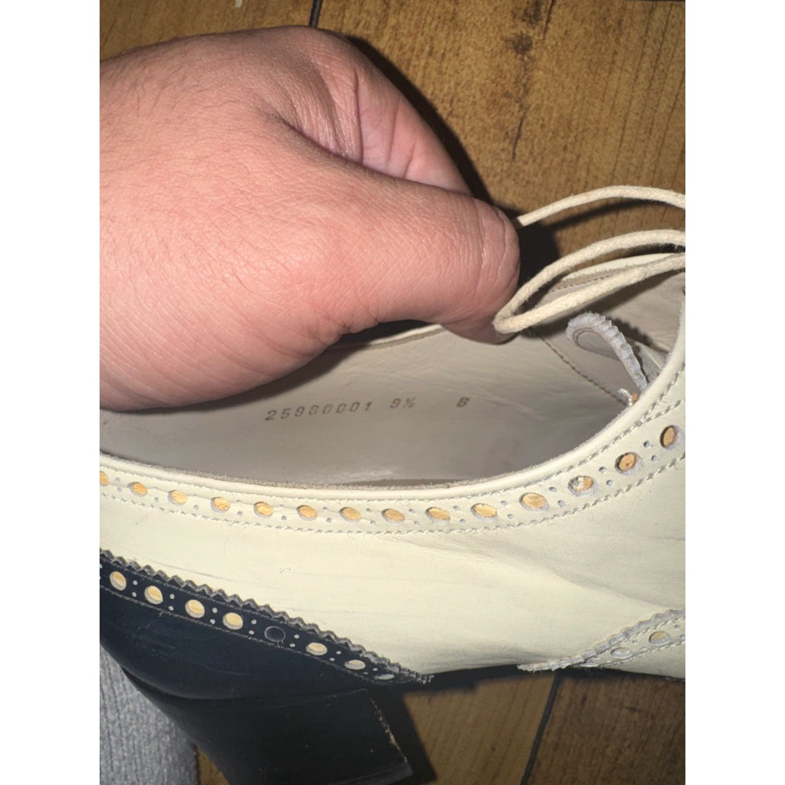 Vintage VINTAGE Yanko España Wingtip Dress Shoes Women 9.5 Black & White Leather Heel Pump Brogue Oxford Vintage European Womens Shoes Size L / US 10 / IT 46 - 7 Thumbnail
