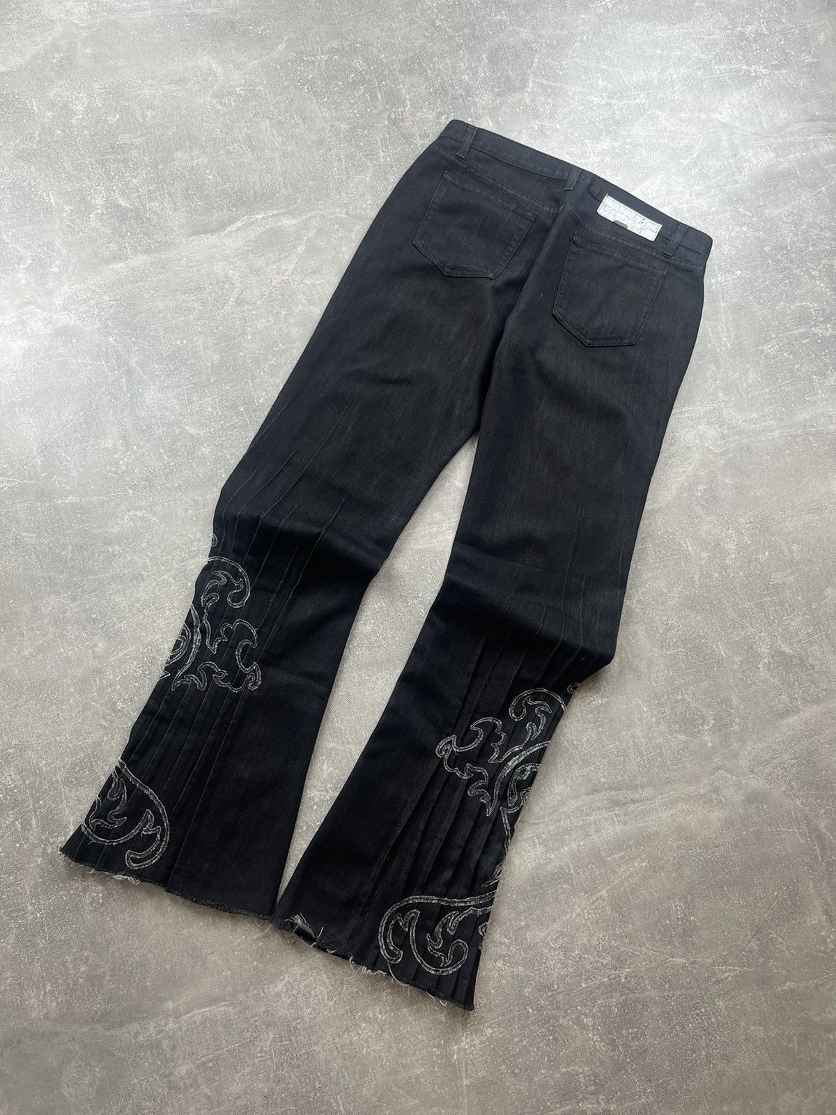 Iceberg Iceberg Jeans Black Denim Pants Embroidered Flare Y2K Size 30" / US 8 / IT 44 - 1 Thumbnail