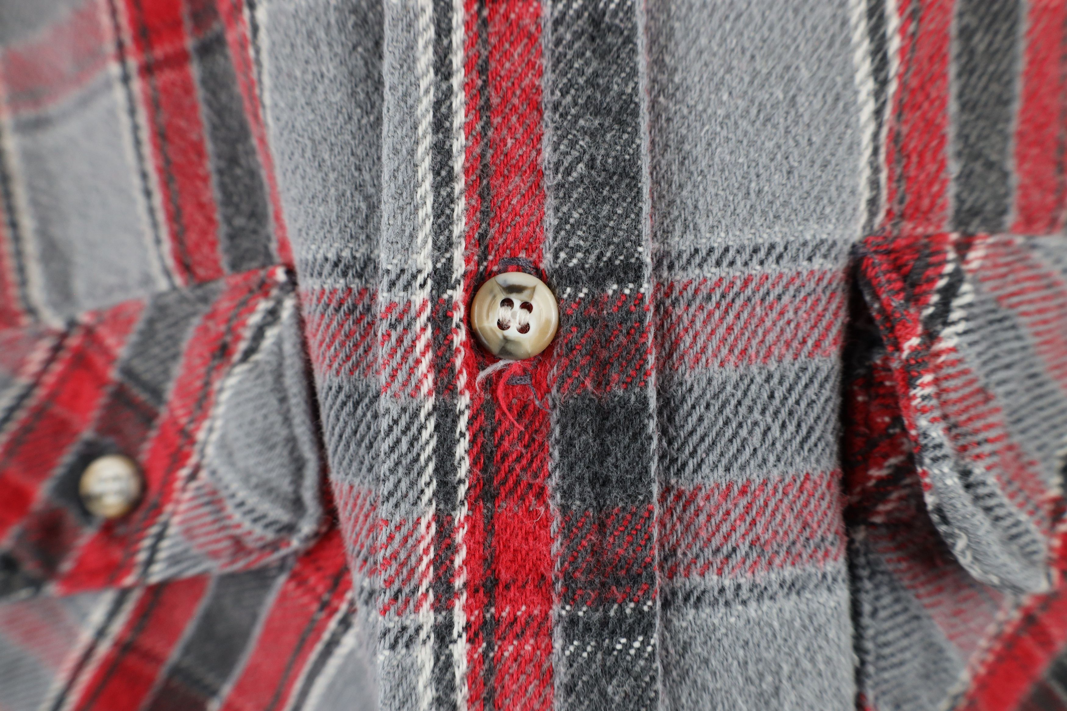 Vintage Vintage 90s Streetwear Heavyweight Button Shirt Plaid Size US L / EU 52-54 / 3 - 7 Thumbnail