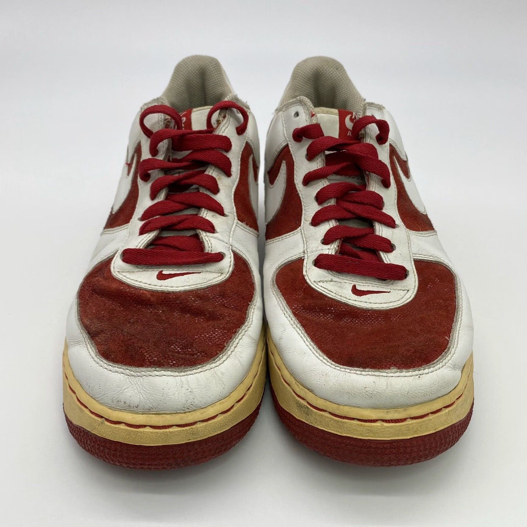 Nike VINTAGE Nike Air Force 1 WMNS Sneaker Women’s US 11.5 EU 44 Leather Varsity Red White 2005 Size US 9 / IT 39 - 2 Thumbnail
