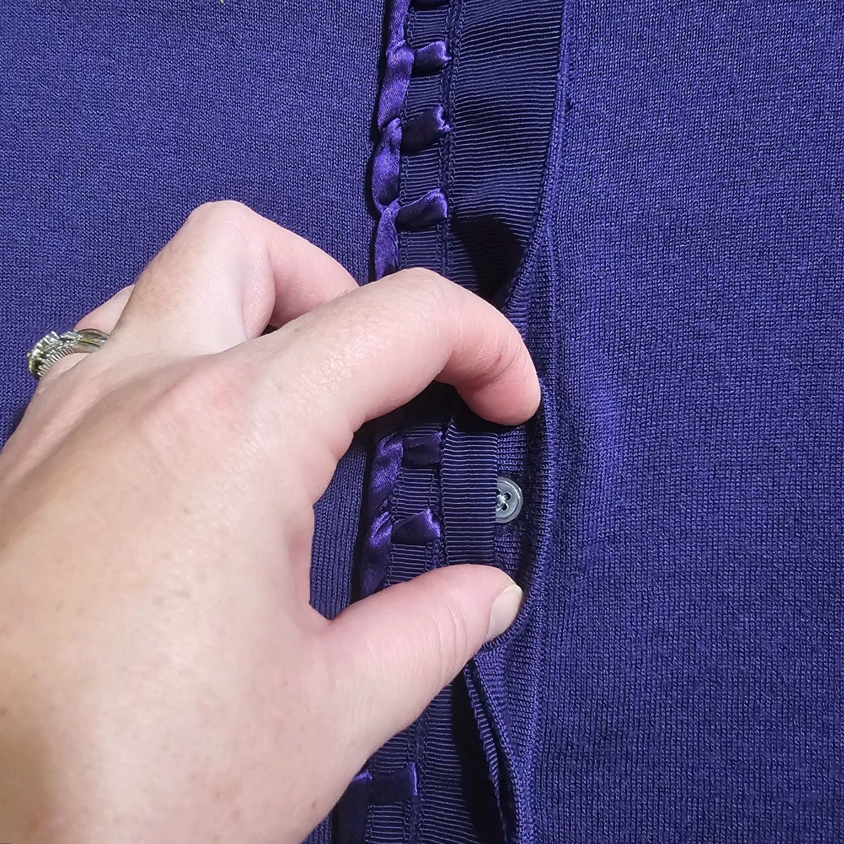 Elie Tahari Elie Tahari Cardigan Sweater Women Small Purple Merino Button Career Casual Sleeve Long Round Neck Size S / US 4 / IT 40 - 5 Thumbnail