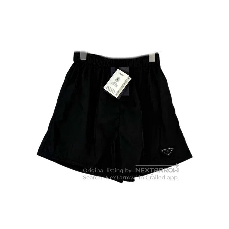 Prada Prada Black metal triangle label nylon shorts Size 24" / US 00 / IT 34 - 1 Thumbnail