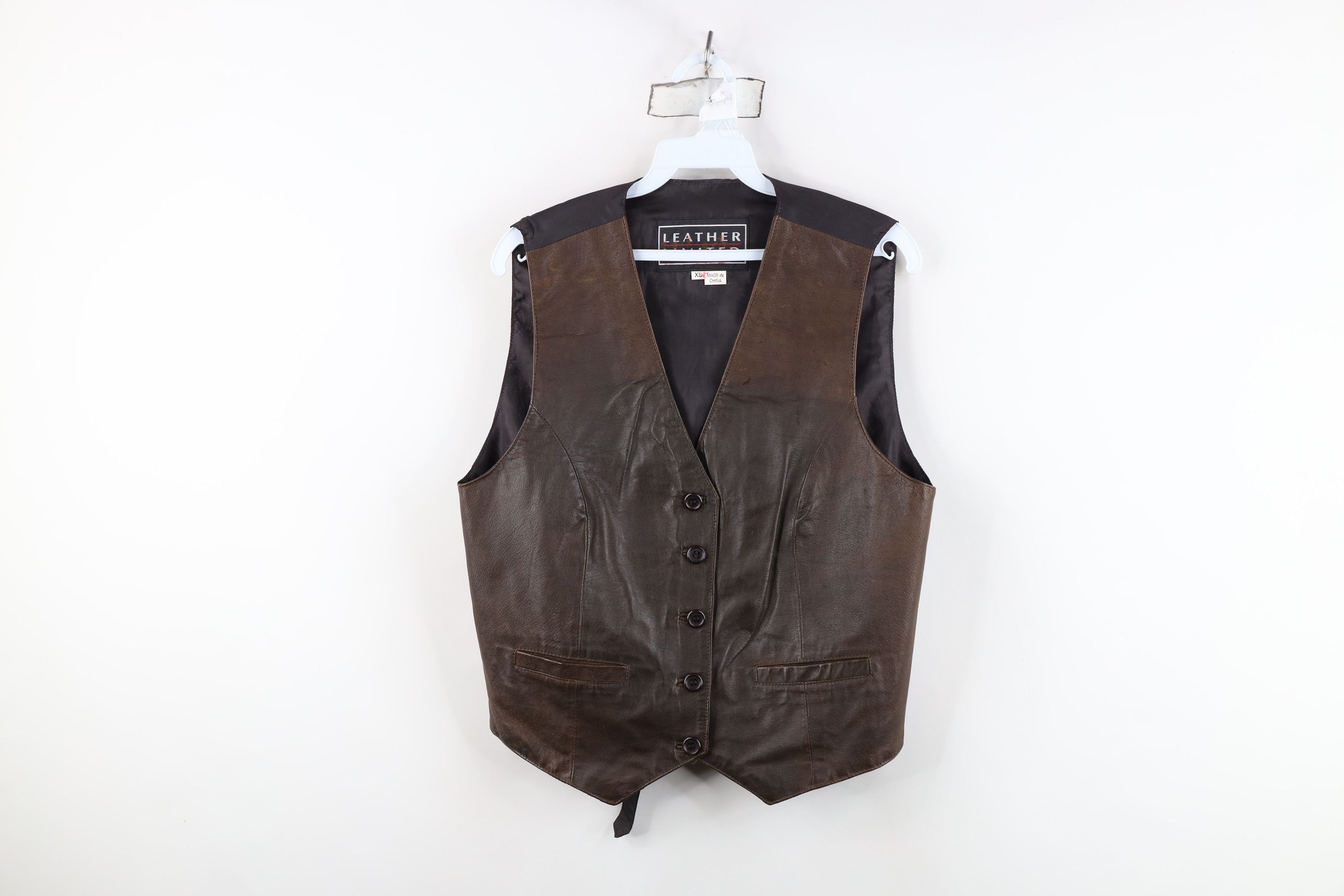 Vintage Vintage 90s Streetwear Buckle Back Leather Vest Jacket Brown Size XL / US 12-14 / IT 48-50 - 1 Thumbnail