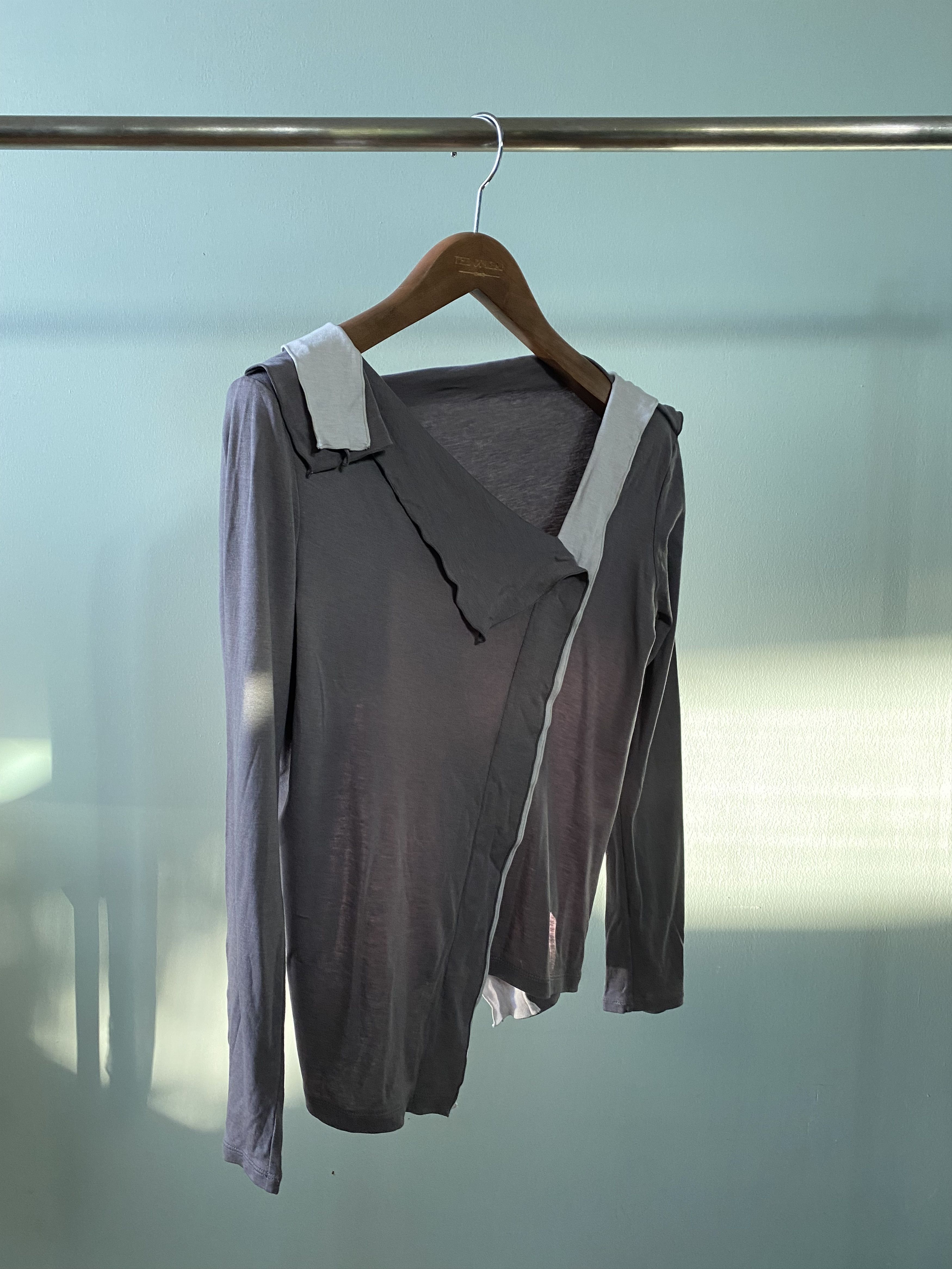 Issey Miyake asymmetric l/s tee Size M / US 6-8 / IT 42-44 - 4 Thumbnail