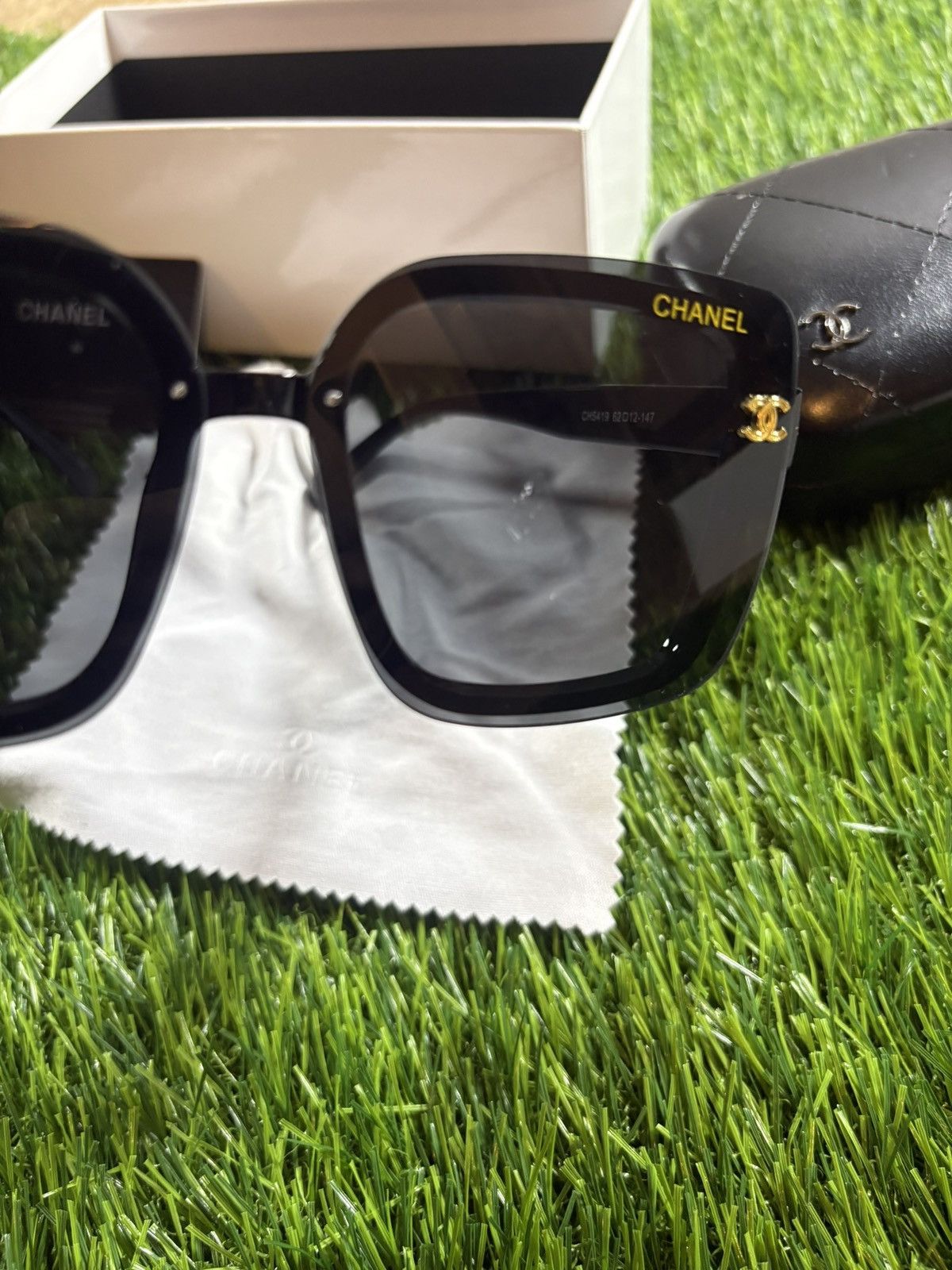 Chanel Chanel Square Sunglasses Size ONE SIZE - 1 Thumbnail