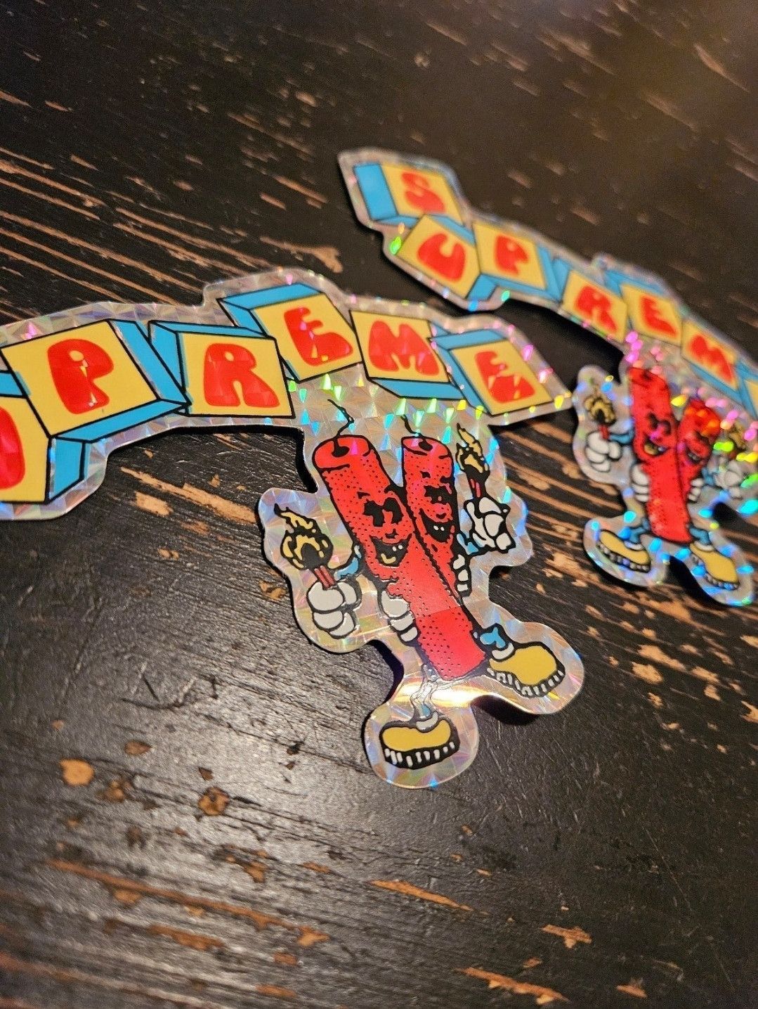 Supreme Supreme Holographic Dynamite Sticker SS19 + FREE SURPRISE Size ONE SIZE - 3 Thumbnail