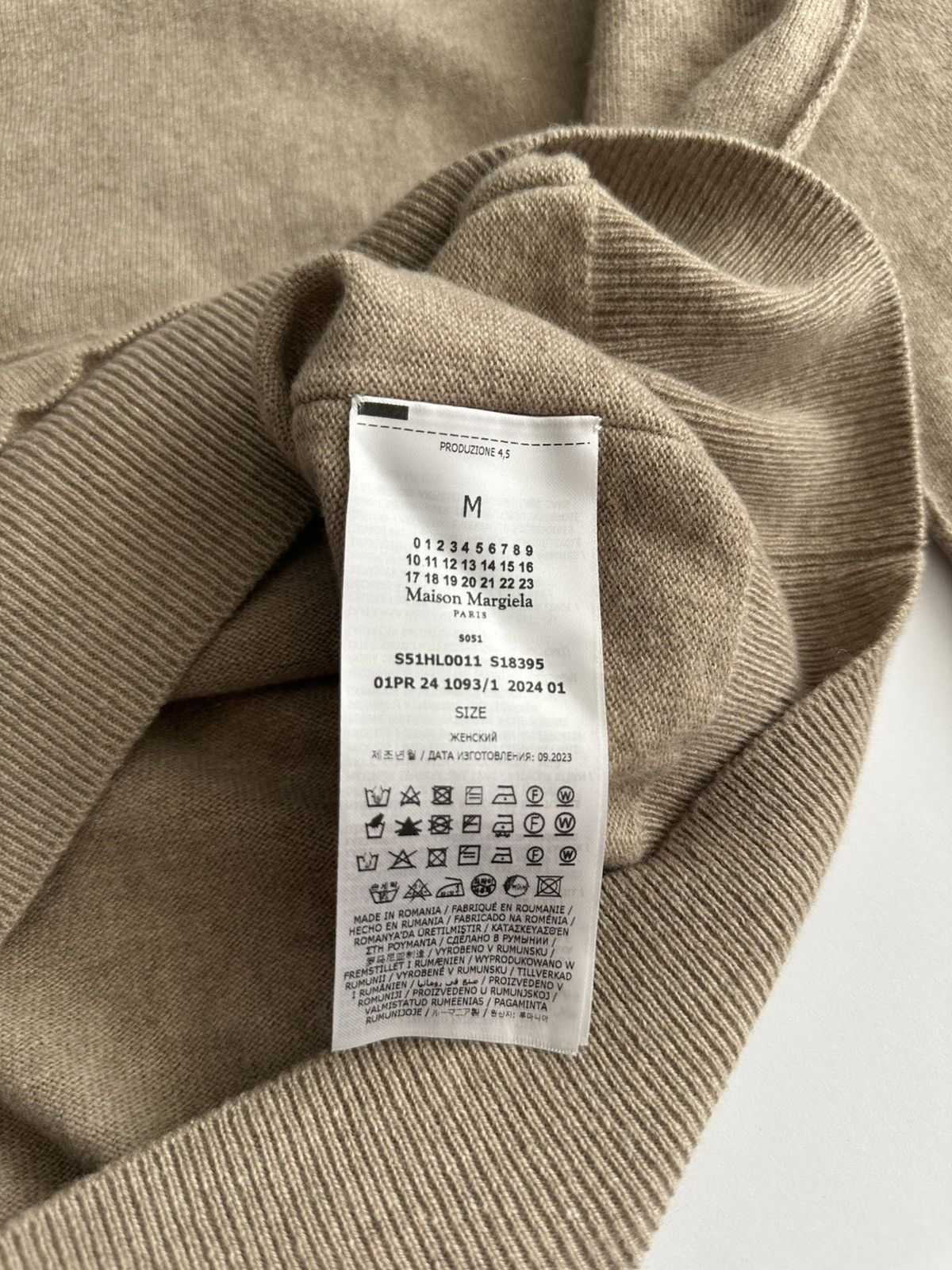 Maison Margiela Maison Margiela SS24 Deconstructed Wool Cashmere Sweater Size US M / EU 48-50 / 2 - 9 Thumbnail