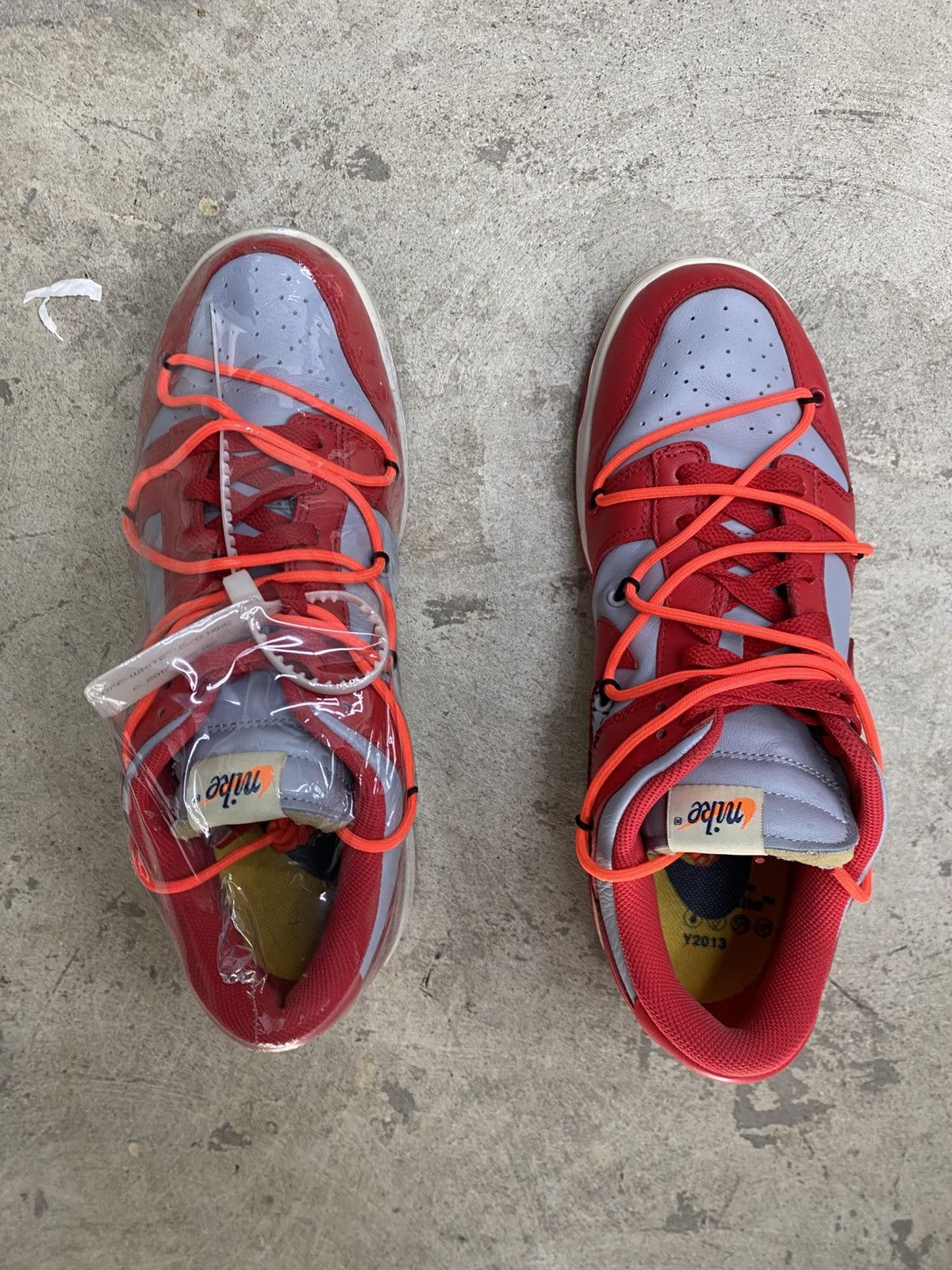 Nike × Off-White Nike Off White University Red Dunk Low Size US 10.5 / EU 43-44 - 2 Thumbnail