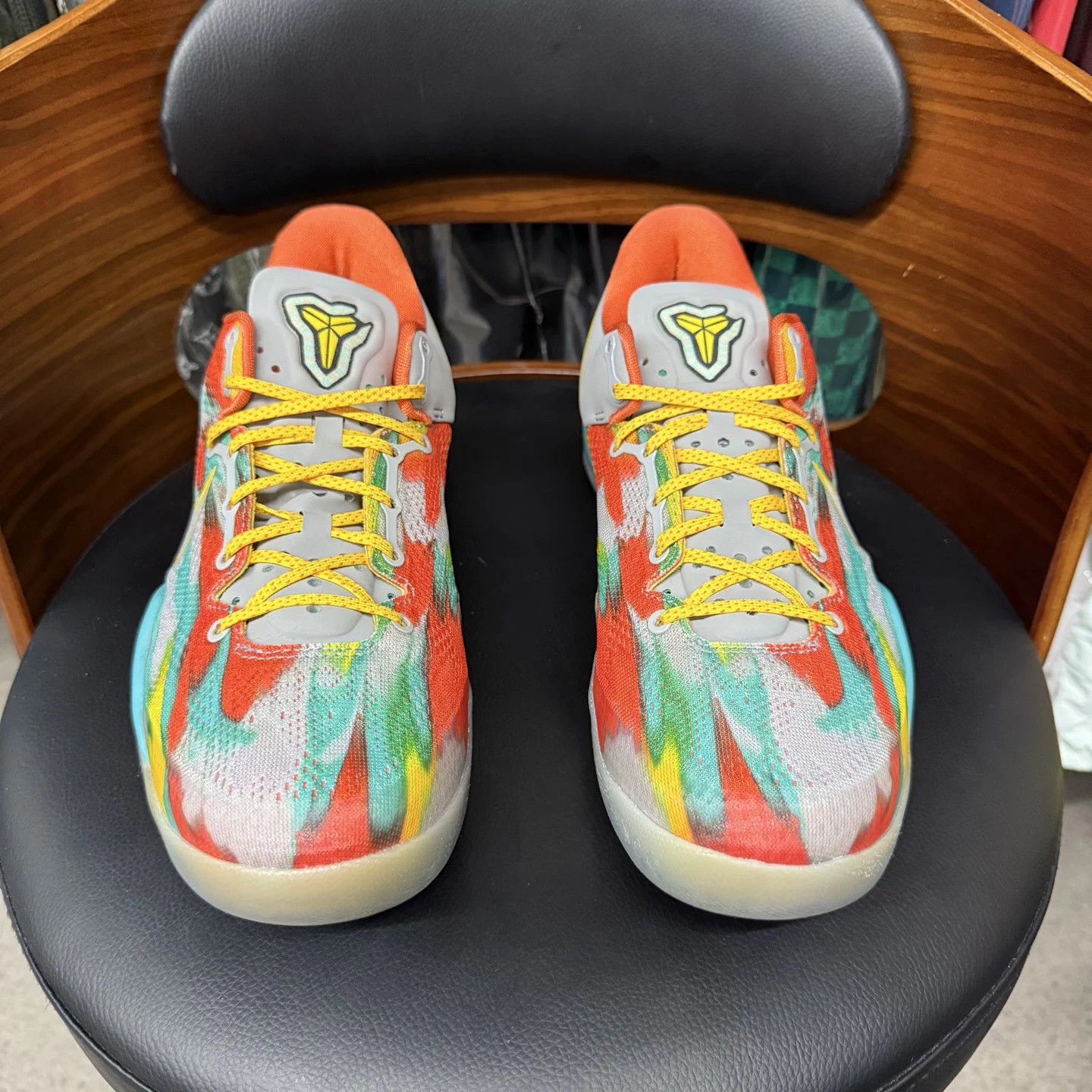 Nike Kobe 8 Venice Size 44 Mint Boxed Size US 11 / EU 44 - 2 Thumbnail