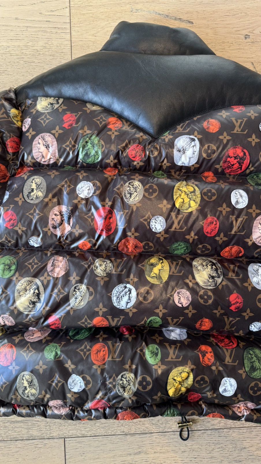 Louis Vuitton Louis Vuitton x Fornasetti Down Puffer Jacket Size XS / US 0-2 / IT 36-38 - 20 Thumbnail