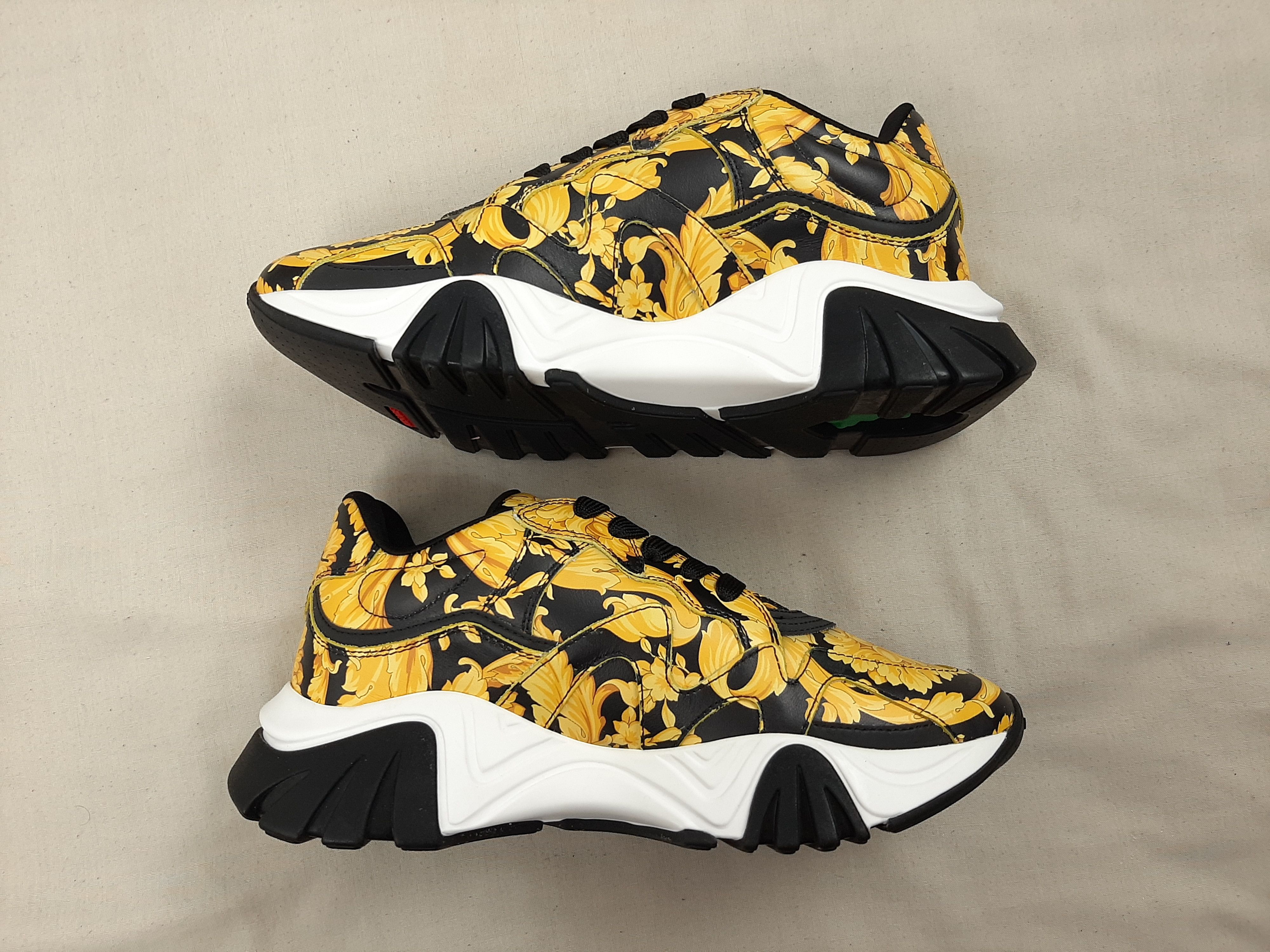 Versace Versace Greca Squalo Barocco Sneakers Size US 7 EU 37 Size US 7 / IT 37 - 7 Thumbnail