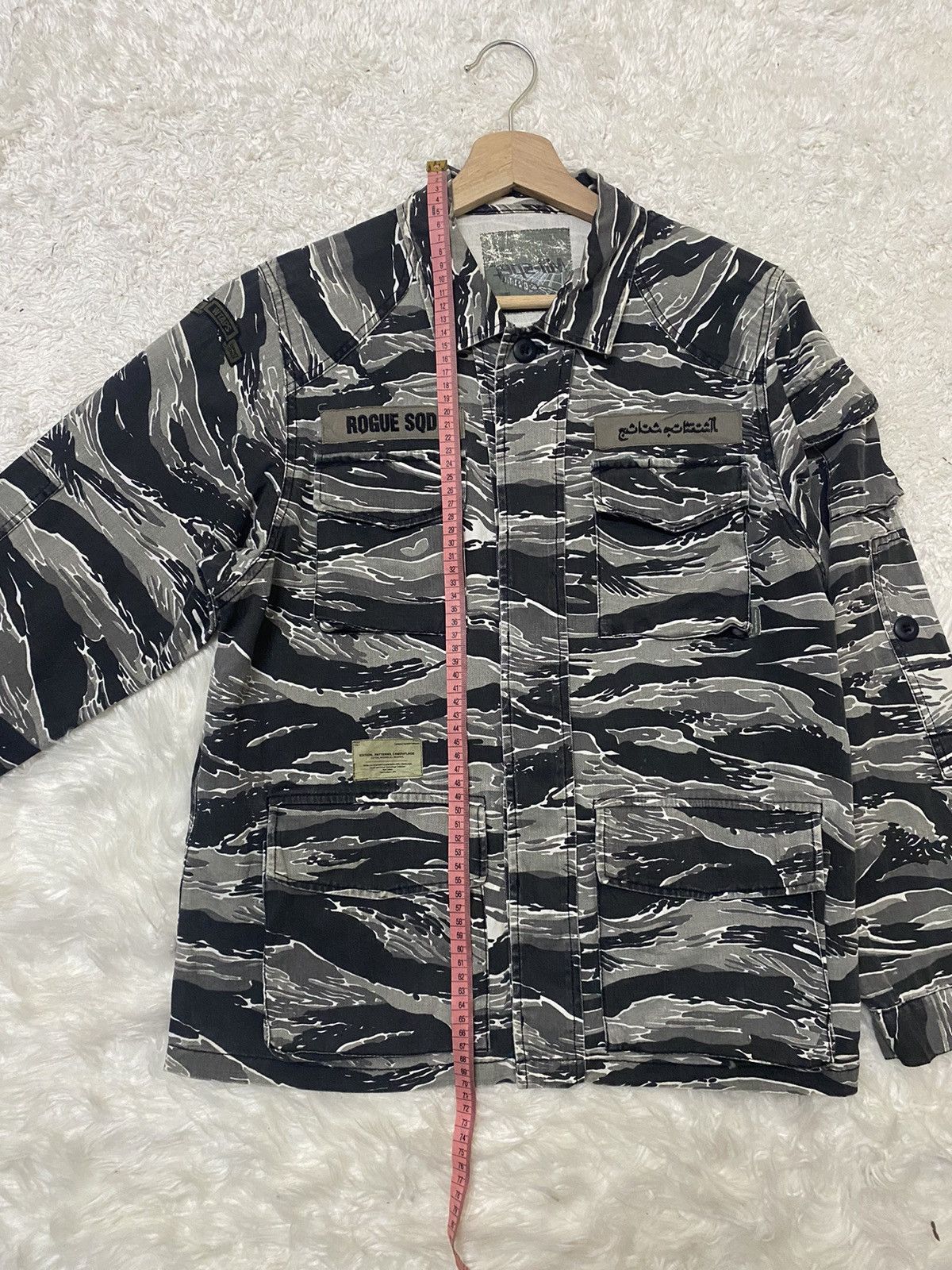 Wtaps MILITARY SPEC TIGER STRIPE CAMOUFLAGE WTAPS BUTTON UP SHIRT Size US L / EU 52-54 / 3 - 18 Thumbnail