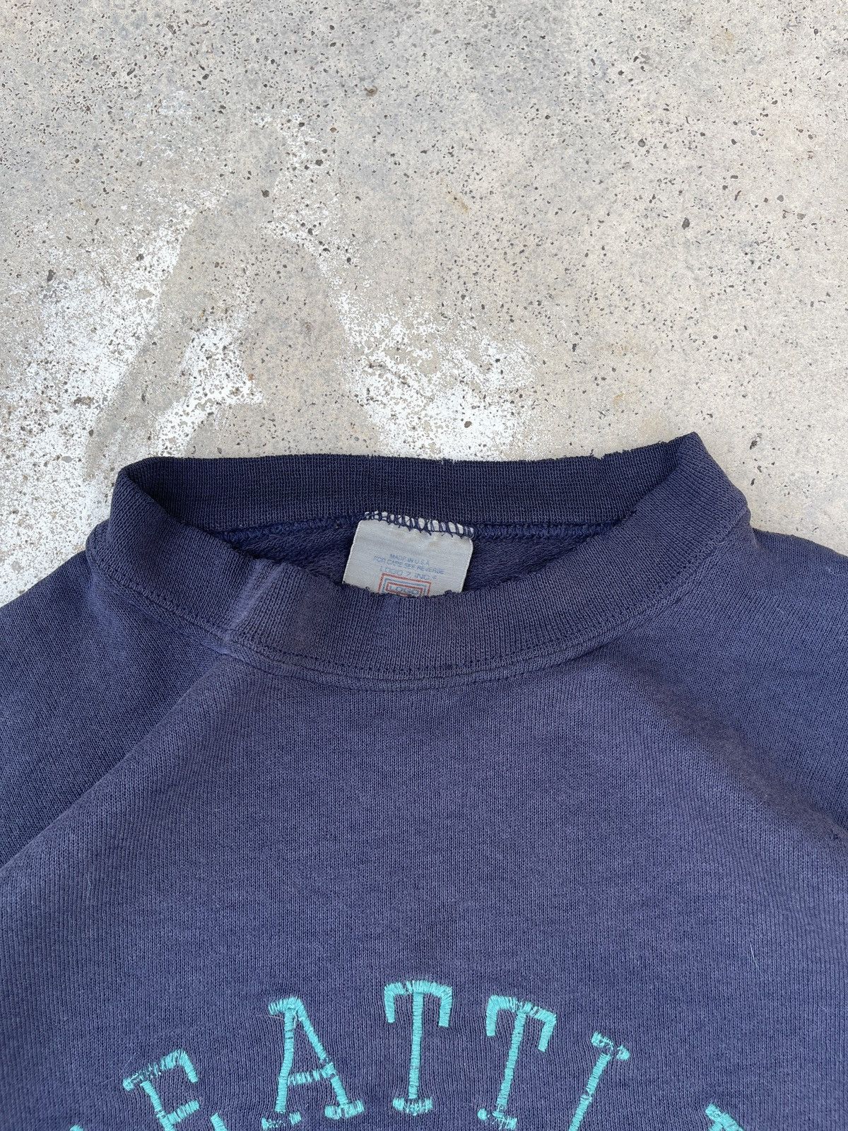 Vintage Vintage Distressed Seattle Mariners Sweatshirt Crewneck Size US XXL / EU 58 / 5 - 11 Thumbnail