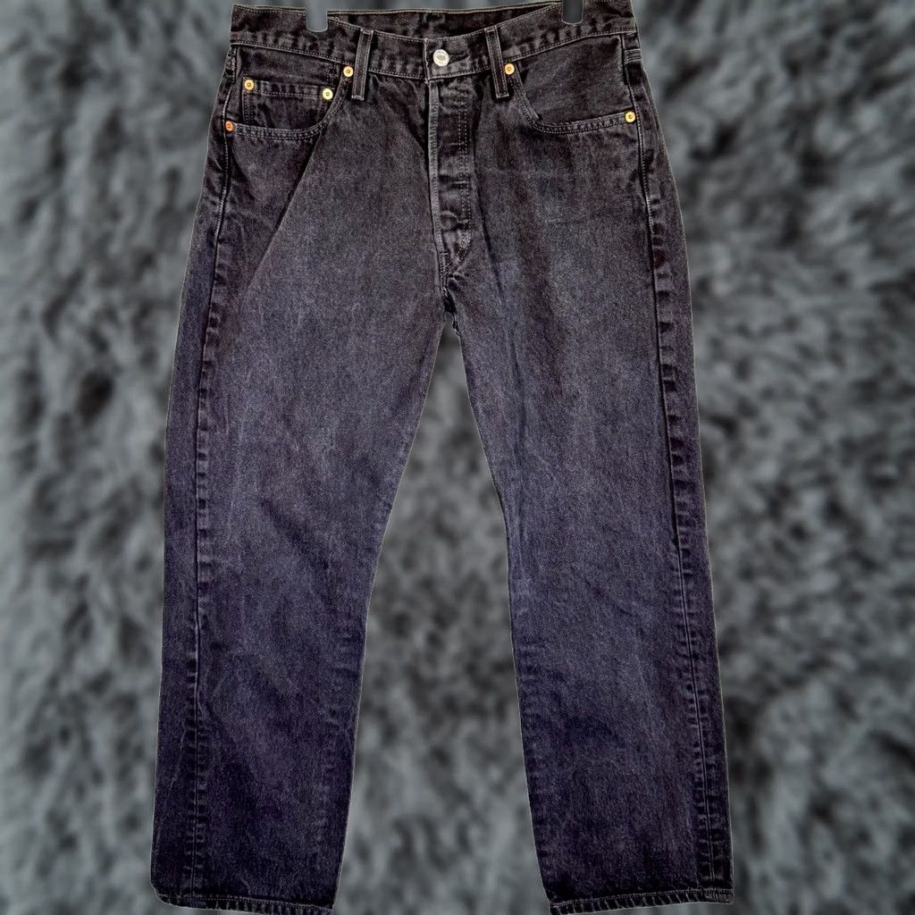 Levi's Levi’s 501 Men’s Jeans Button Fly Black Denim Straight 38 x 32 Regular Mens Jeans Size US 38 / EU 54 - 1 Thumbnail