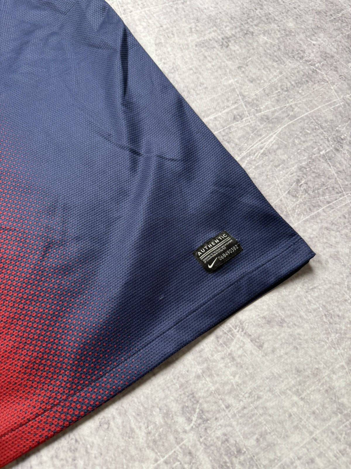 Nike Nike Barcelona Laliga home football soccer jersey 12/13 Size US XL / EU 56 / 4 - 4 Thumbnail