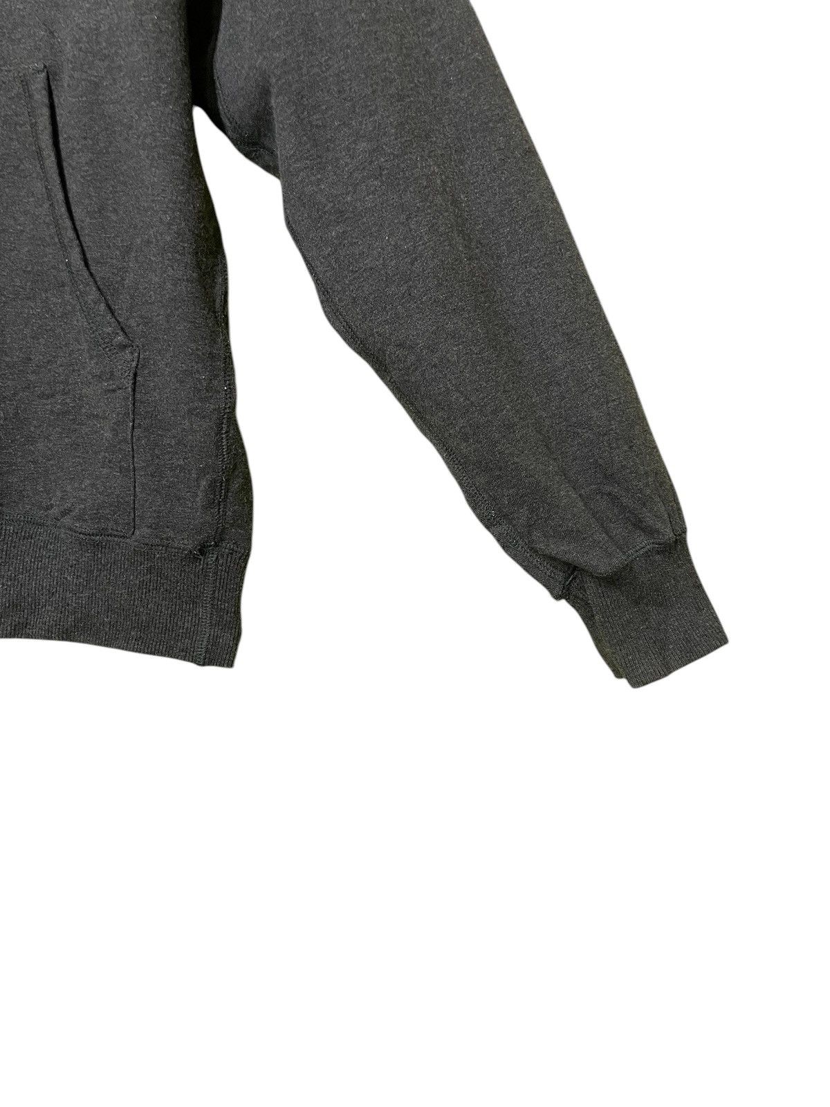 Uniqlo Uniqlo hoodie sweatshirt size M Size US M / EU 48-50 / 2 - 5 Thumbnail