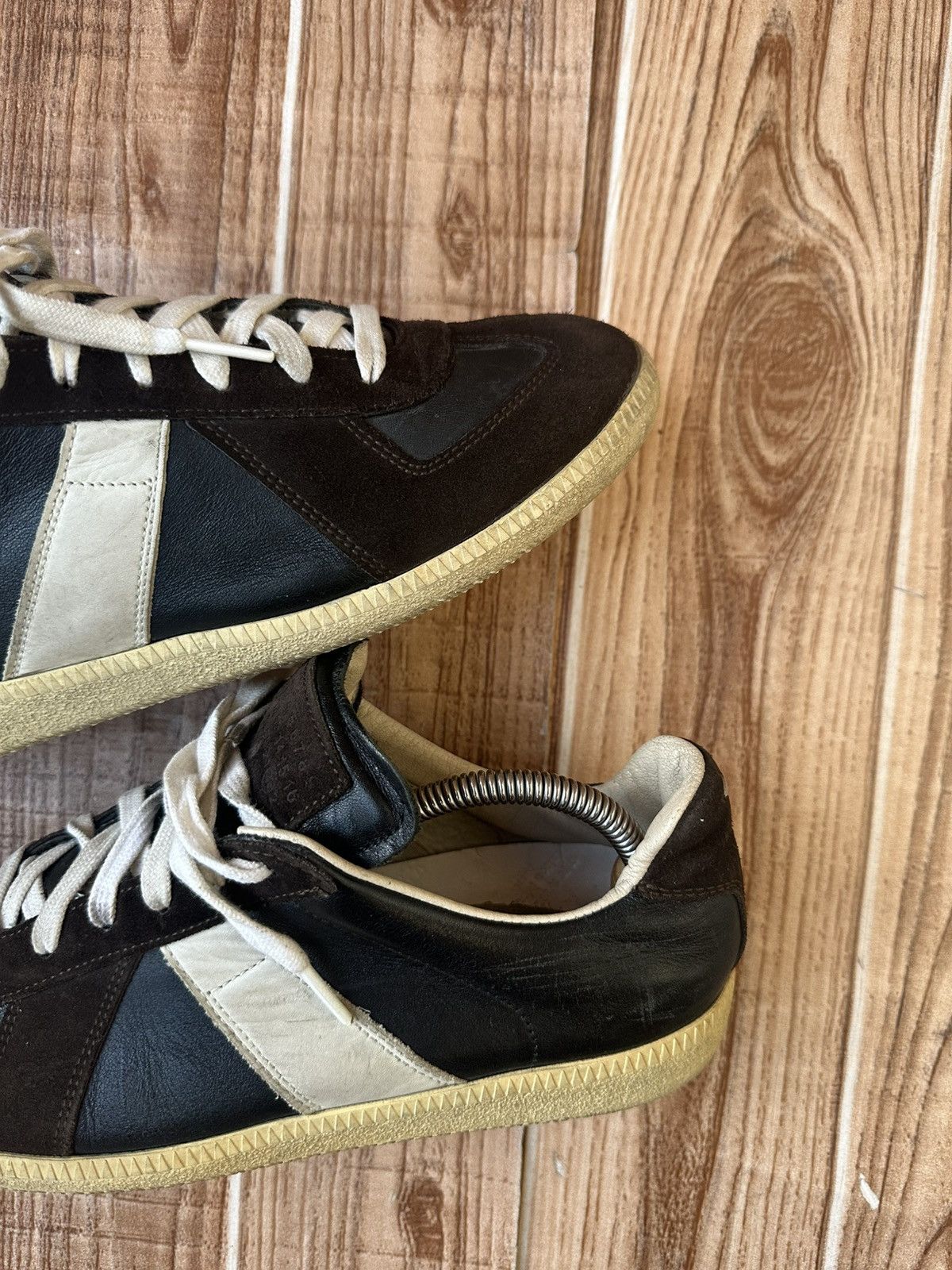 Maison Margiela Maison Margiela Archive Brown GAT Rare Vintage Size US 9 / IT 39 - 9 Thumbnail