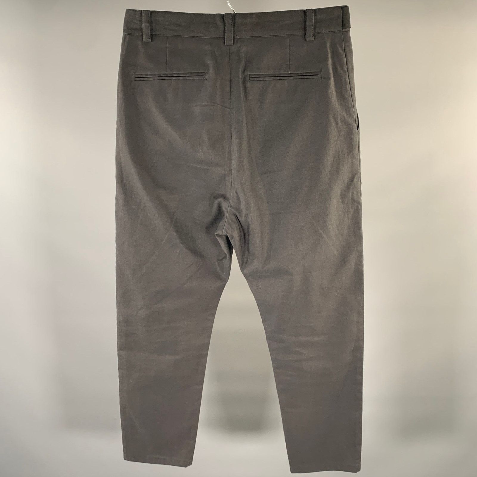 Robert Geller ROBERT GELLER Size 34 Grey Belted Cotton Straight Pants Size US 34 / EU 50 - 3 Thumbnail