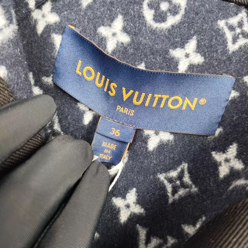 Louis Vuitton Louis Vuitton Wool lining full of presbyopia print jacket Size XS / US 0-2 / IT 36-38 - 3 Thumbnail