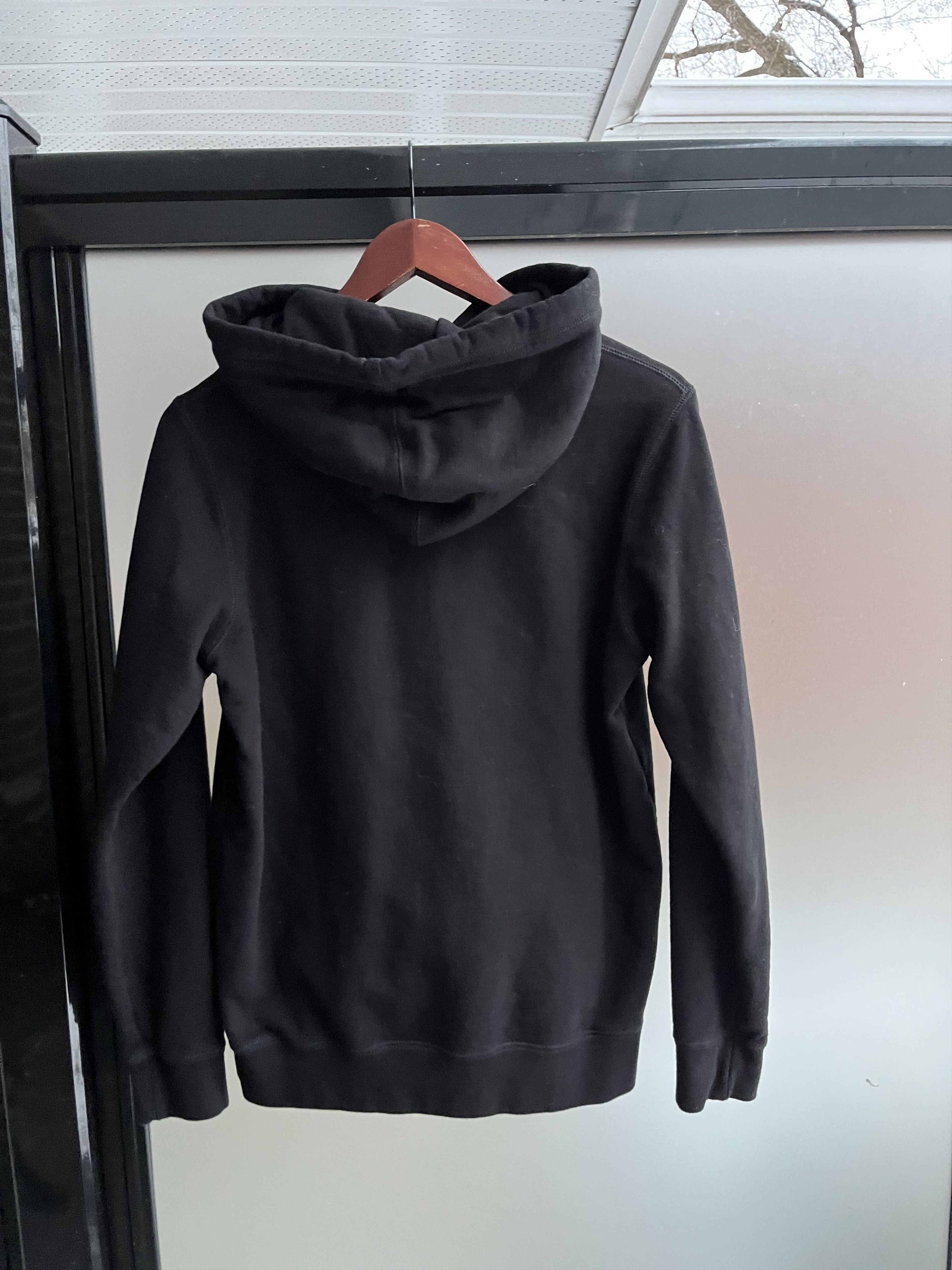 October's Very Own OVO Hoodie Center Gold Logo Man's Black Size S Size US S / EU 44-46 / 1 - 3 Thumbnail